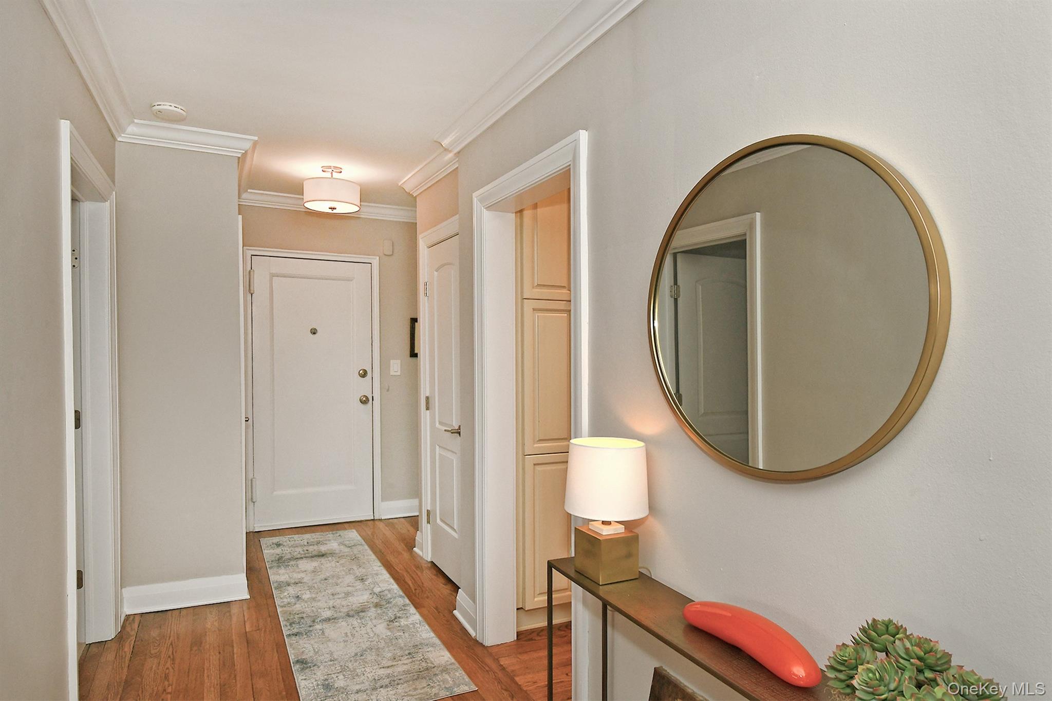 20 Gibson Avenue # 3D, Huntington, NY 11743