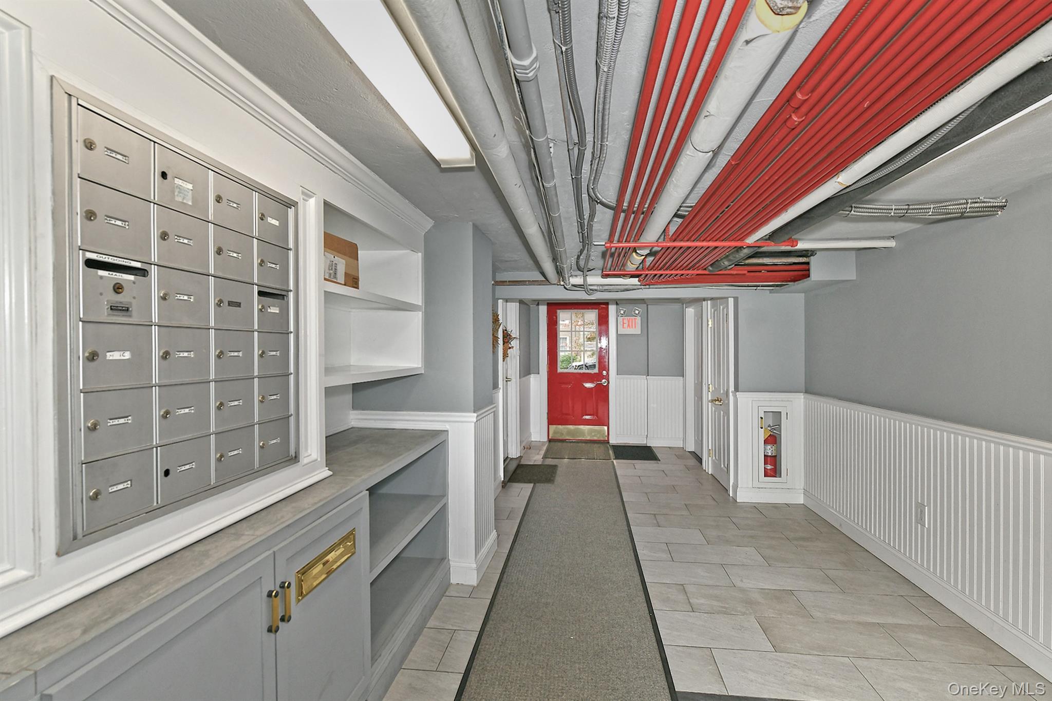 20 Gibson Avenue # 3D, Huntington, NY 11743