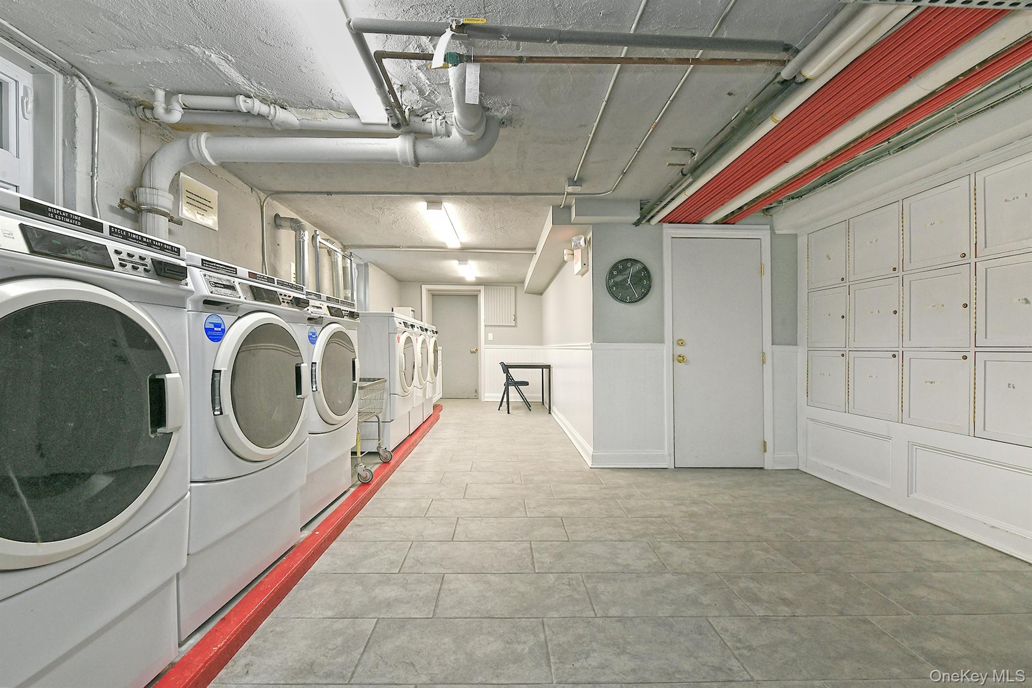 20 Gibson Avenue # 3D, Huntington, NY 11743