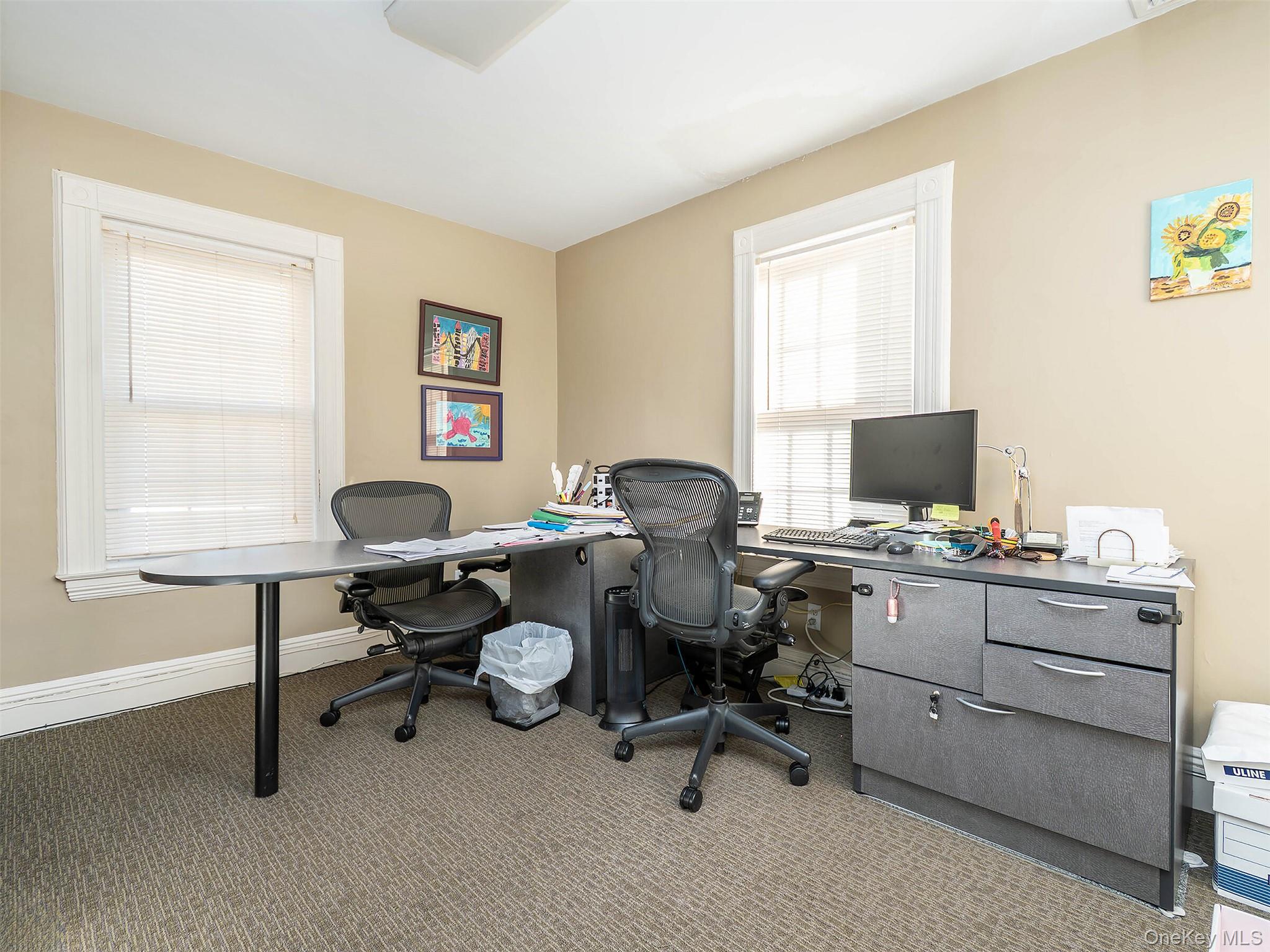 17 S Maryland Avenue, Port Washington, NY 11050