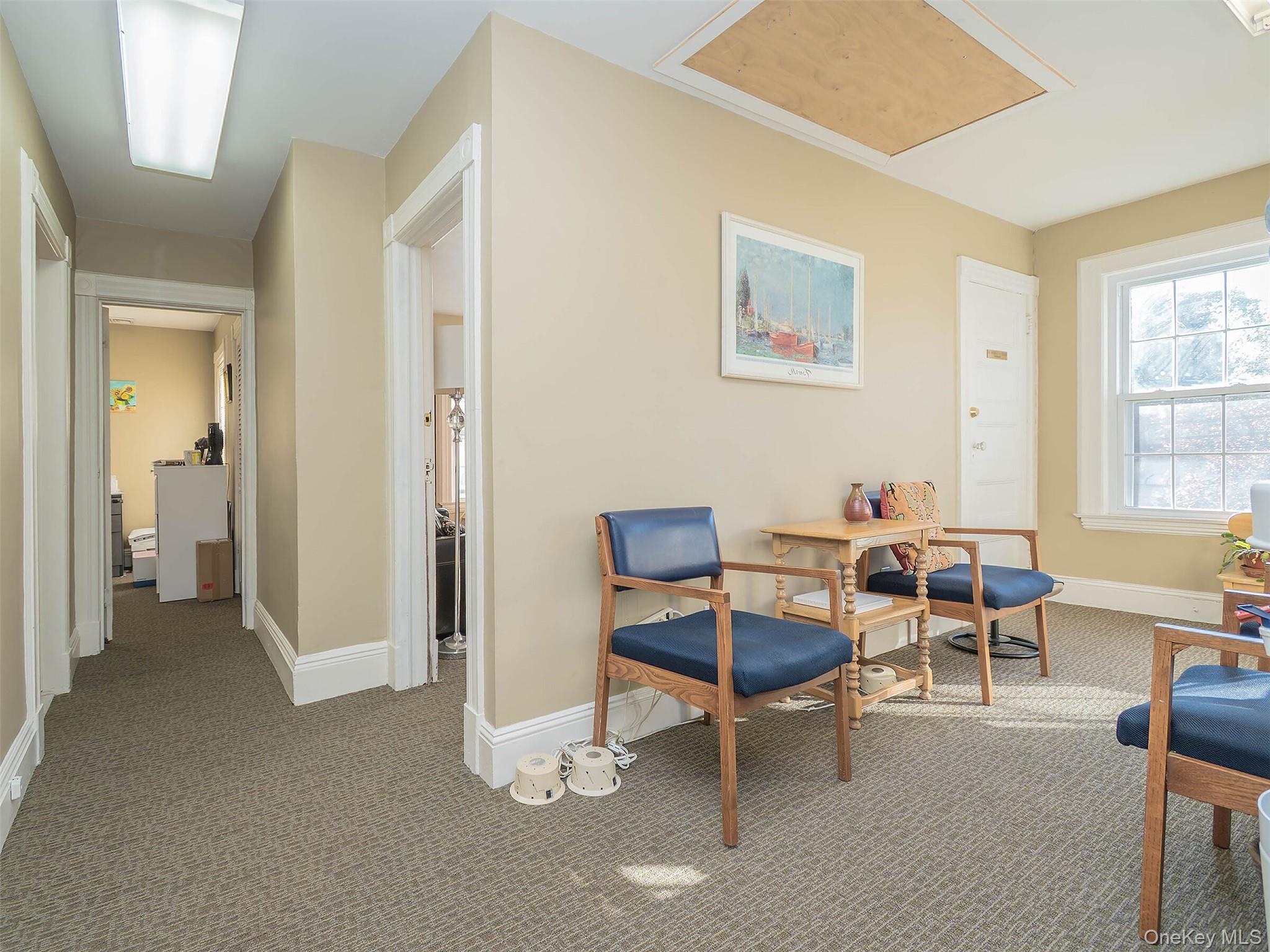 17 S Maryland Avenue, Port Washington, NY 11050