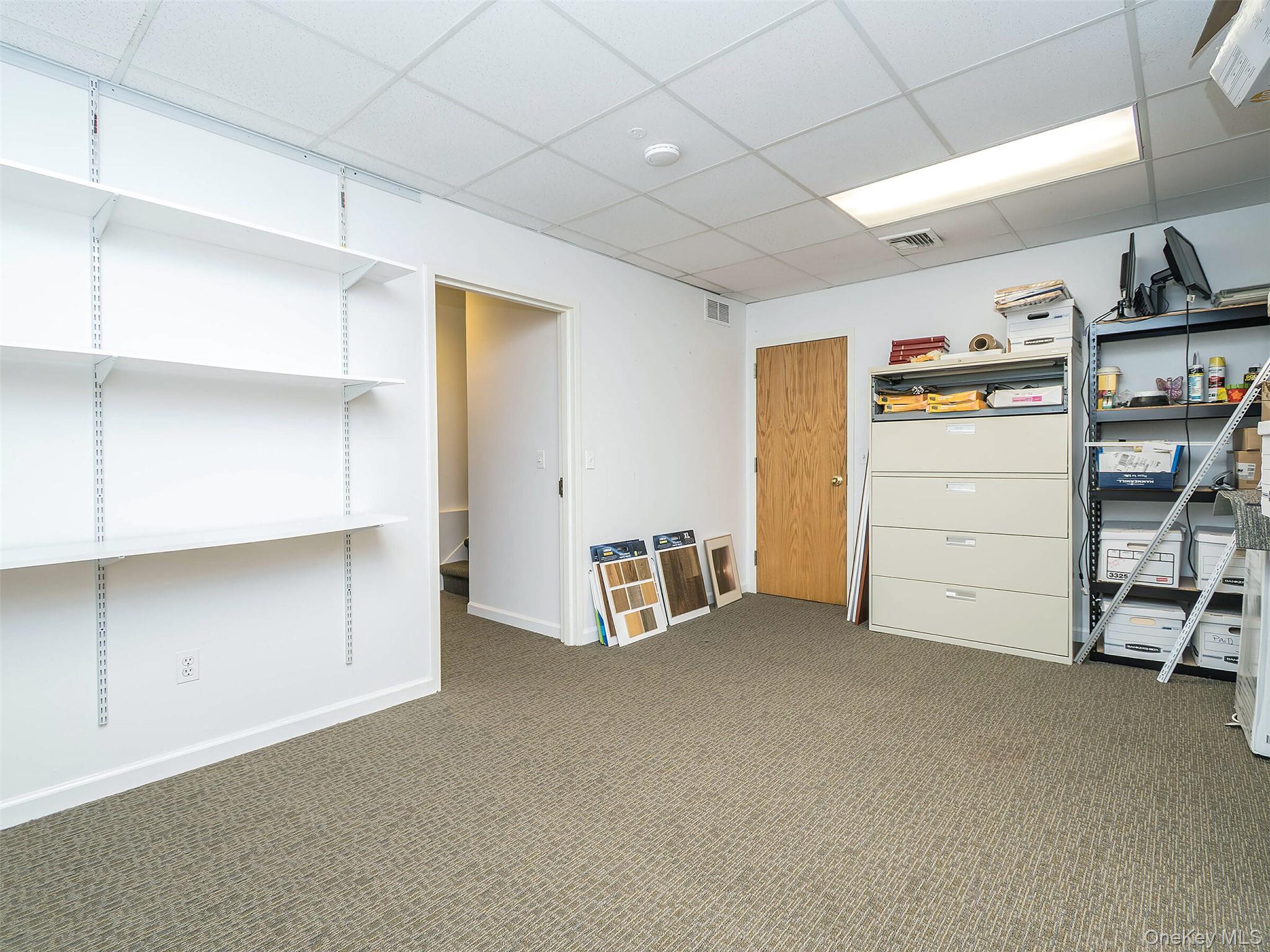 17 S Maryland Avenue, Port Washington, NY 11050