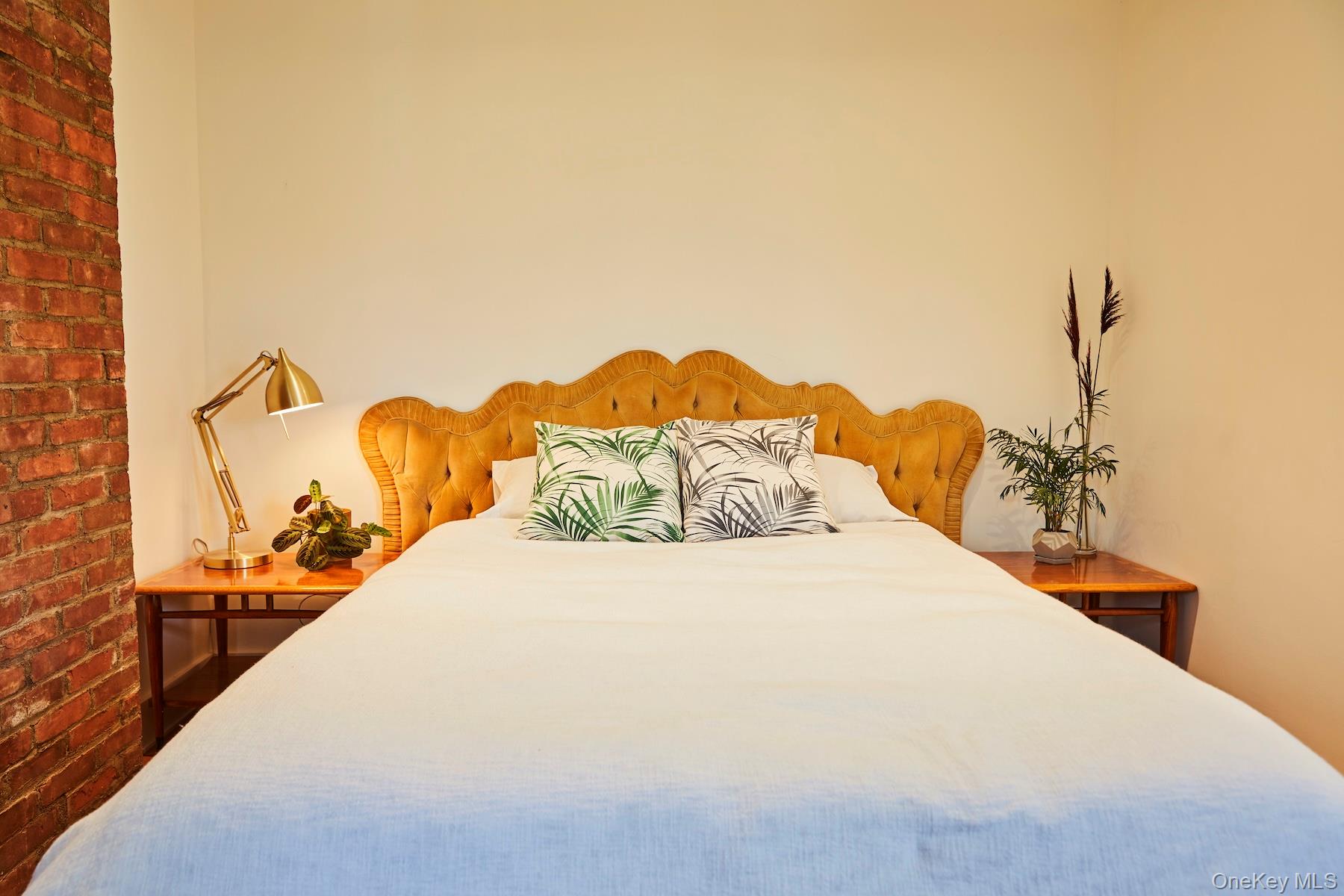 789 Salisbury Turnpike, Red Hook, NY 12571