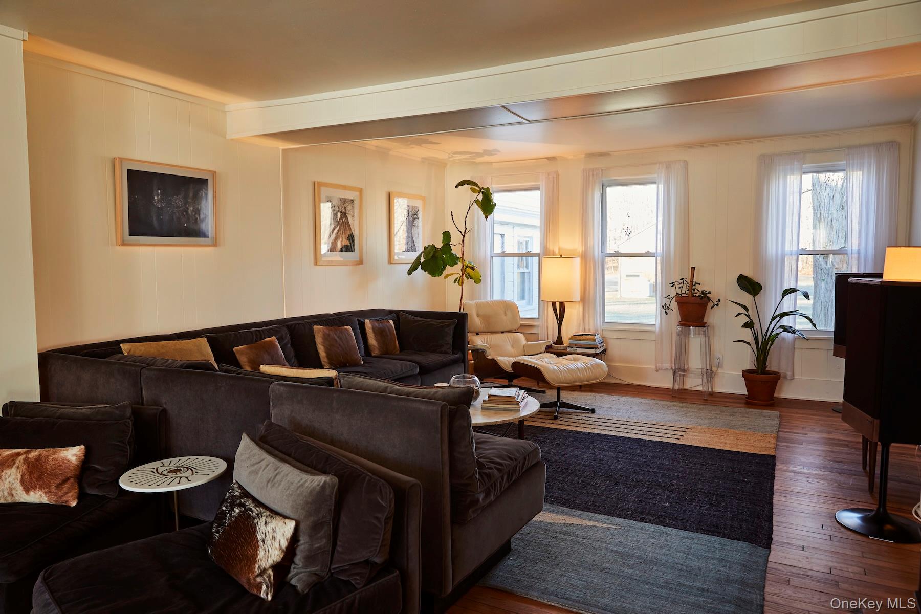 789 Salisbury Turnpike, Red Hook, NY 12571