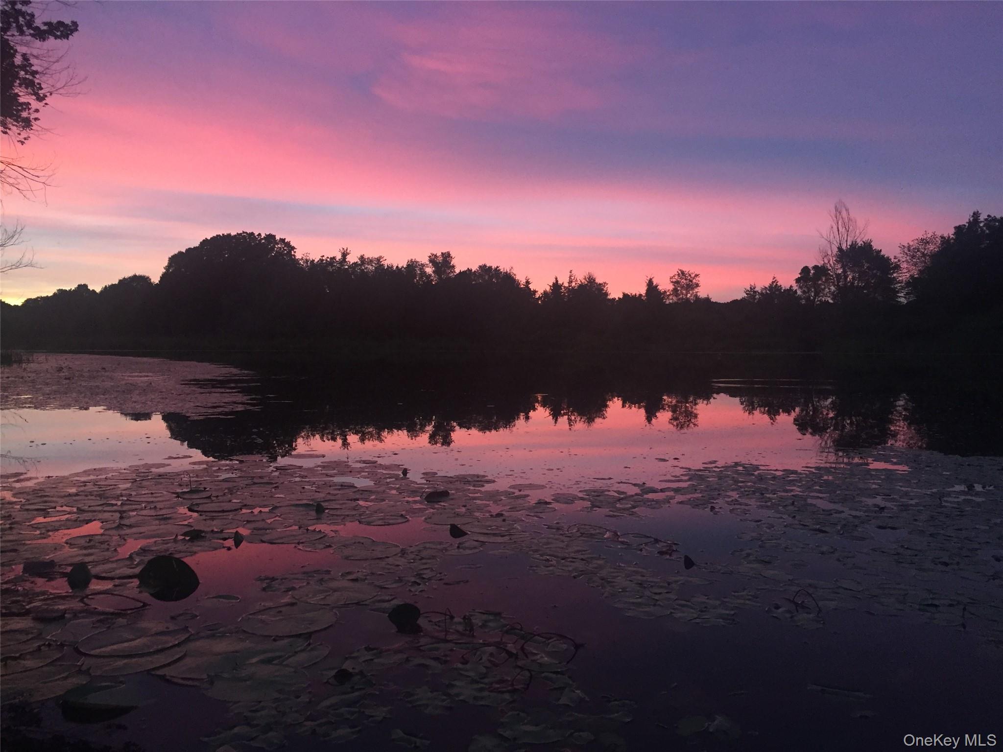 789 Salisbury Turnpike, Red Hook, NY 12571