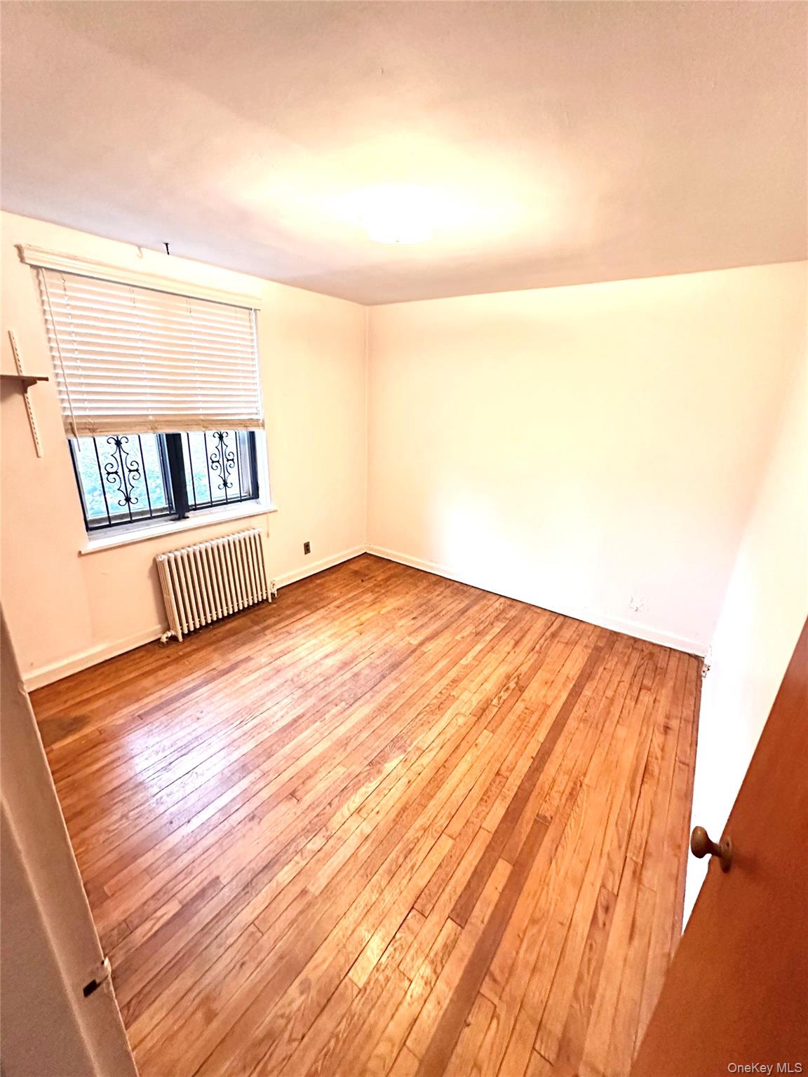 35-42 205th Street # 287, Bayside, NY 11361