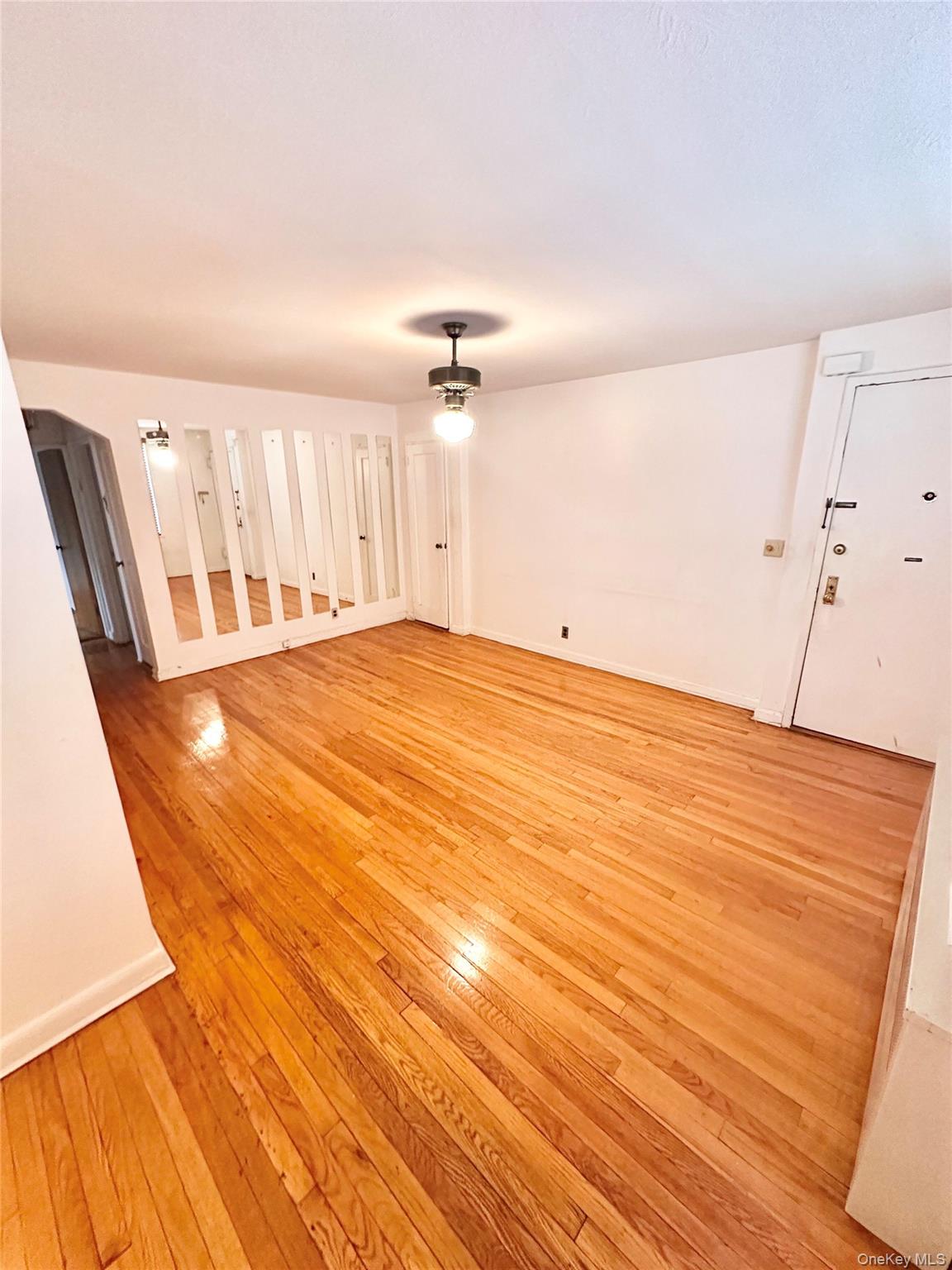 35-42 205th Street # 287, Bayside, NY 11361