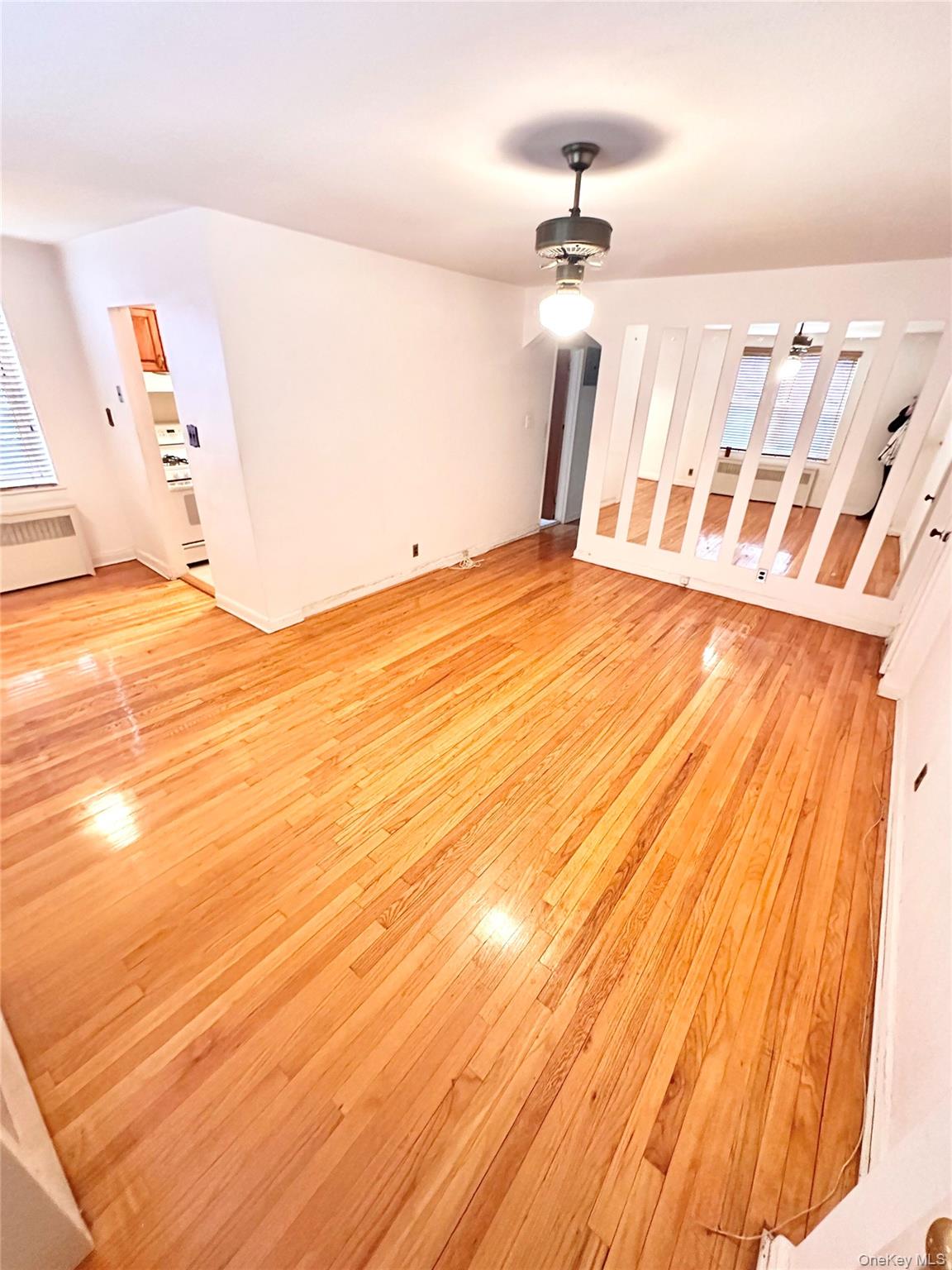 35-42 205th Street # 287, Bayside, NY 11361