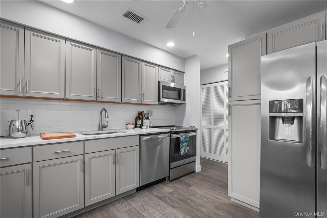 208 Harris Road # EB3, Bedford Hills, NY 10507