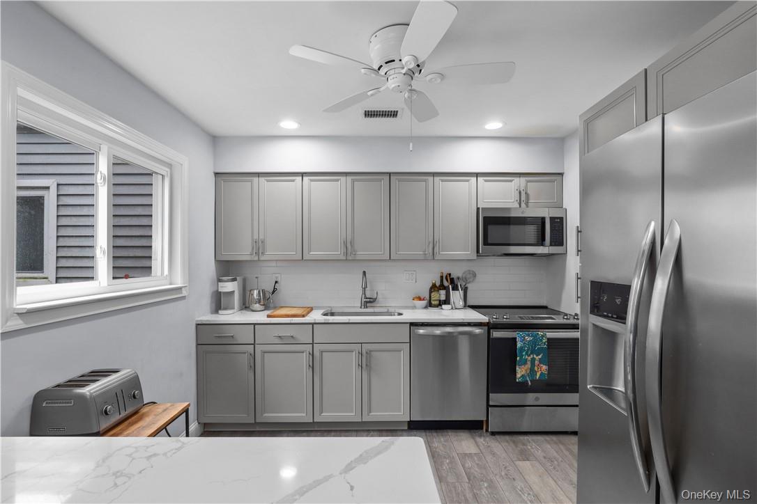 208 Harris Road # EB3, Bedford Hills, NY 10507