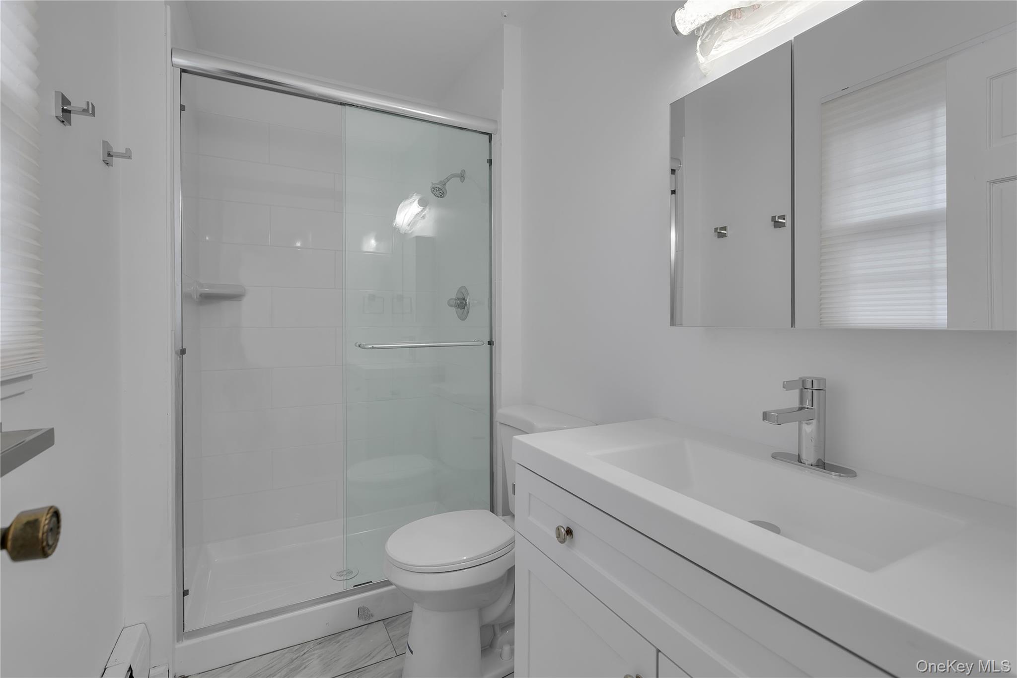 4 Hillsdale Lane, Coram, NY 11727