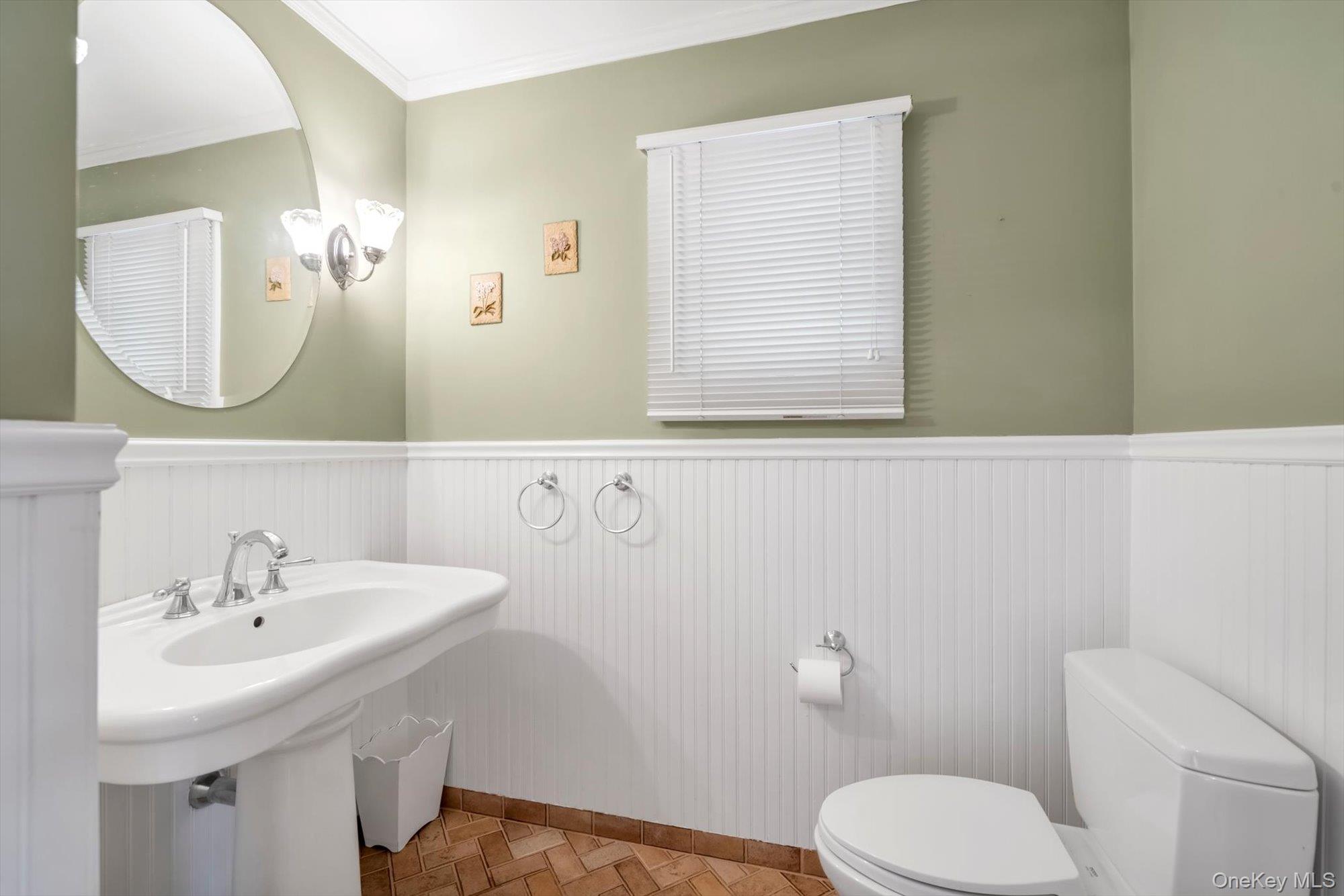 51 Highfield Avenue, Port Washington, NY 11050