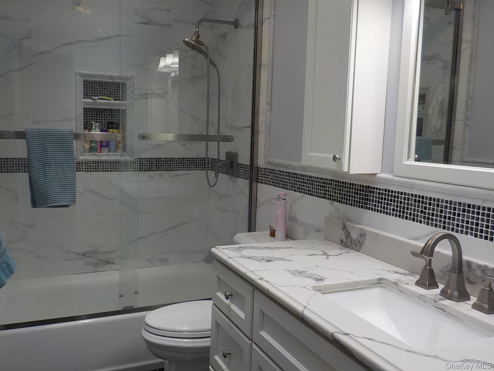 12 Sycamore Lane, Commack, NY 11725