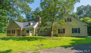 19 E Gate Road, Lloyd Harbor, NY 11743