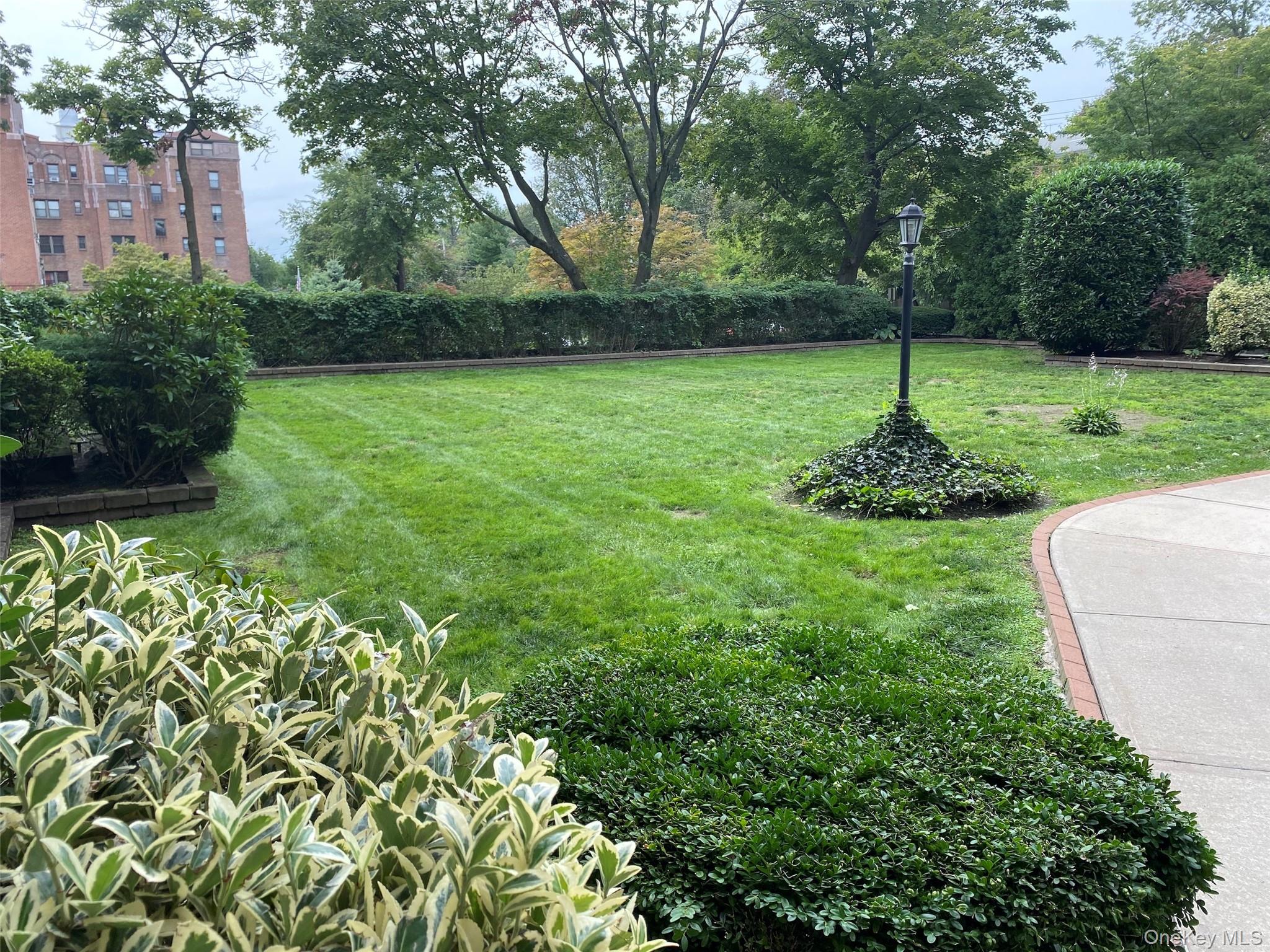 4810 Boston Post Road # 2D, Pelham, NY 10803