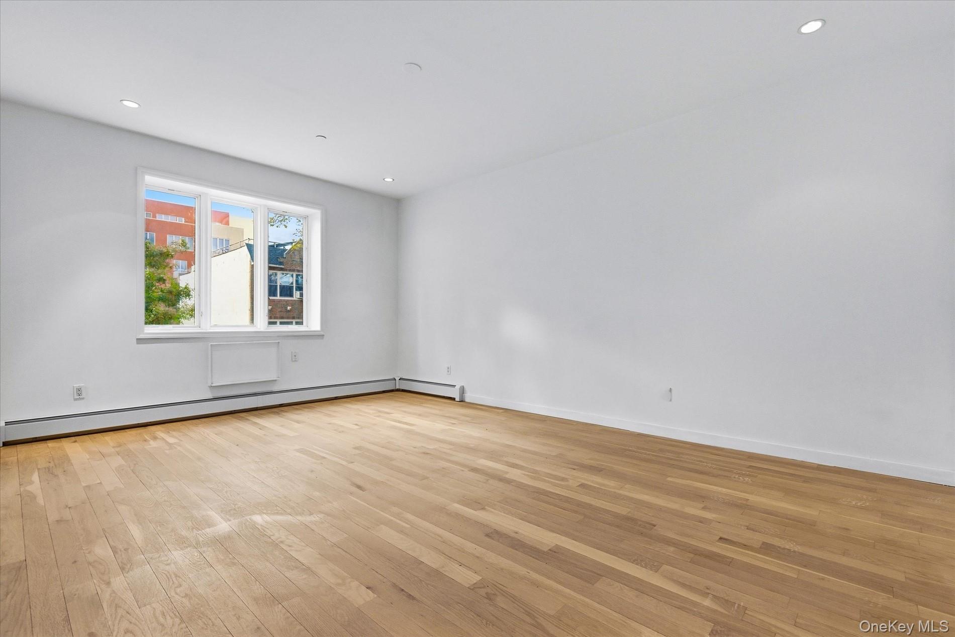 379 Kings Highway # 2B, Brooklyn, NY 11223