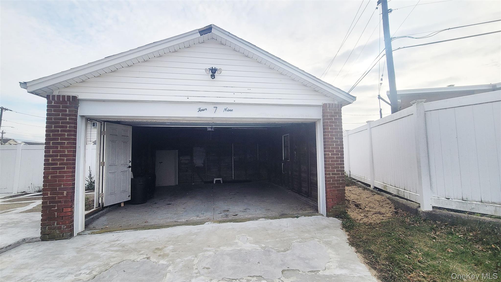 469 River Street, Oceanside, NY 11572