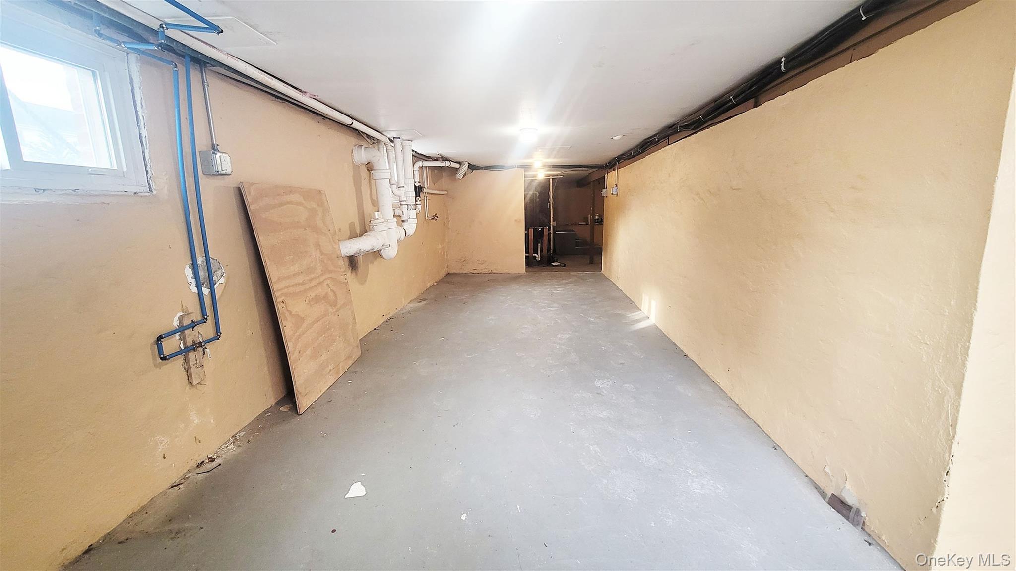 469 River Street, Oceanside, NY 11572