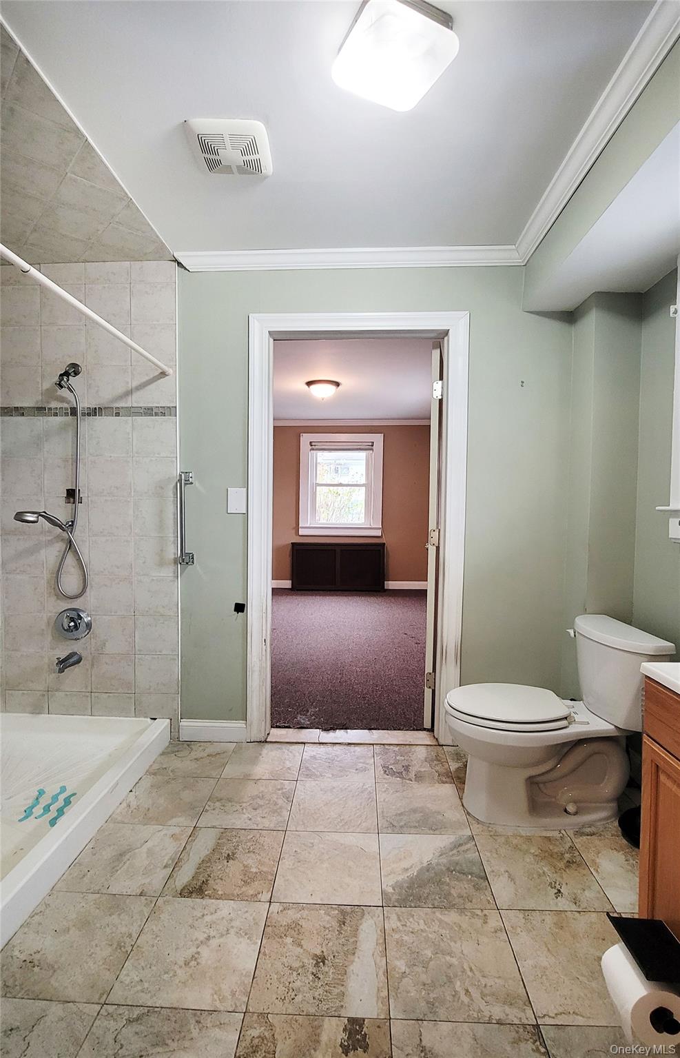 469 River Street, Oceanside, NY 11572