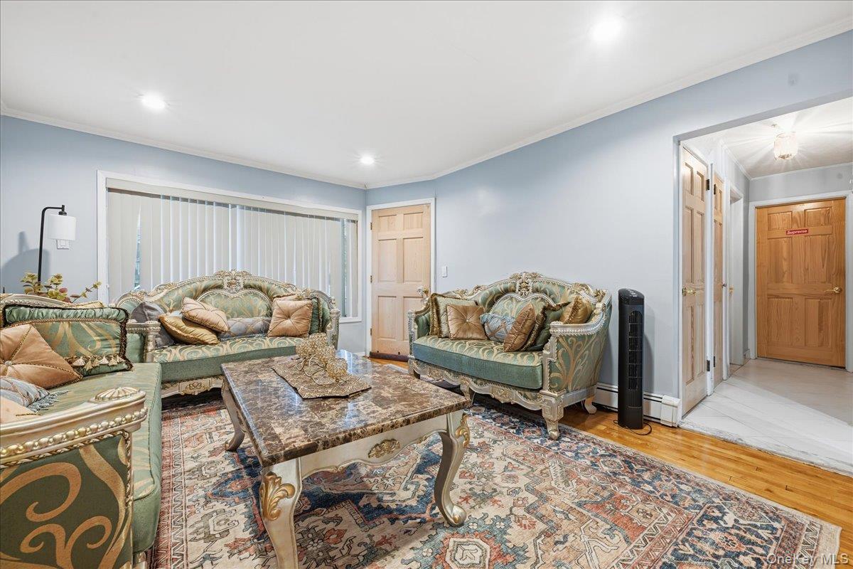 120 Bruce Terrace, Carle Place, NY 11501