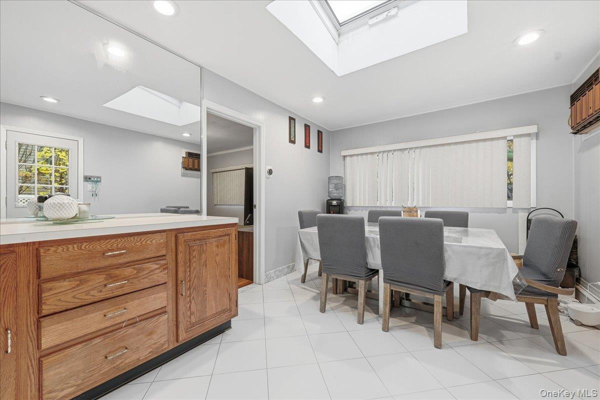 120 Bruce Terrace, Carle Place, NY 11501