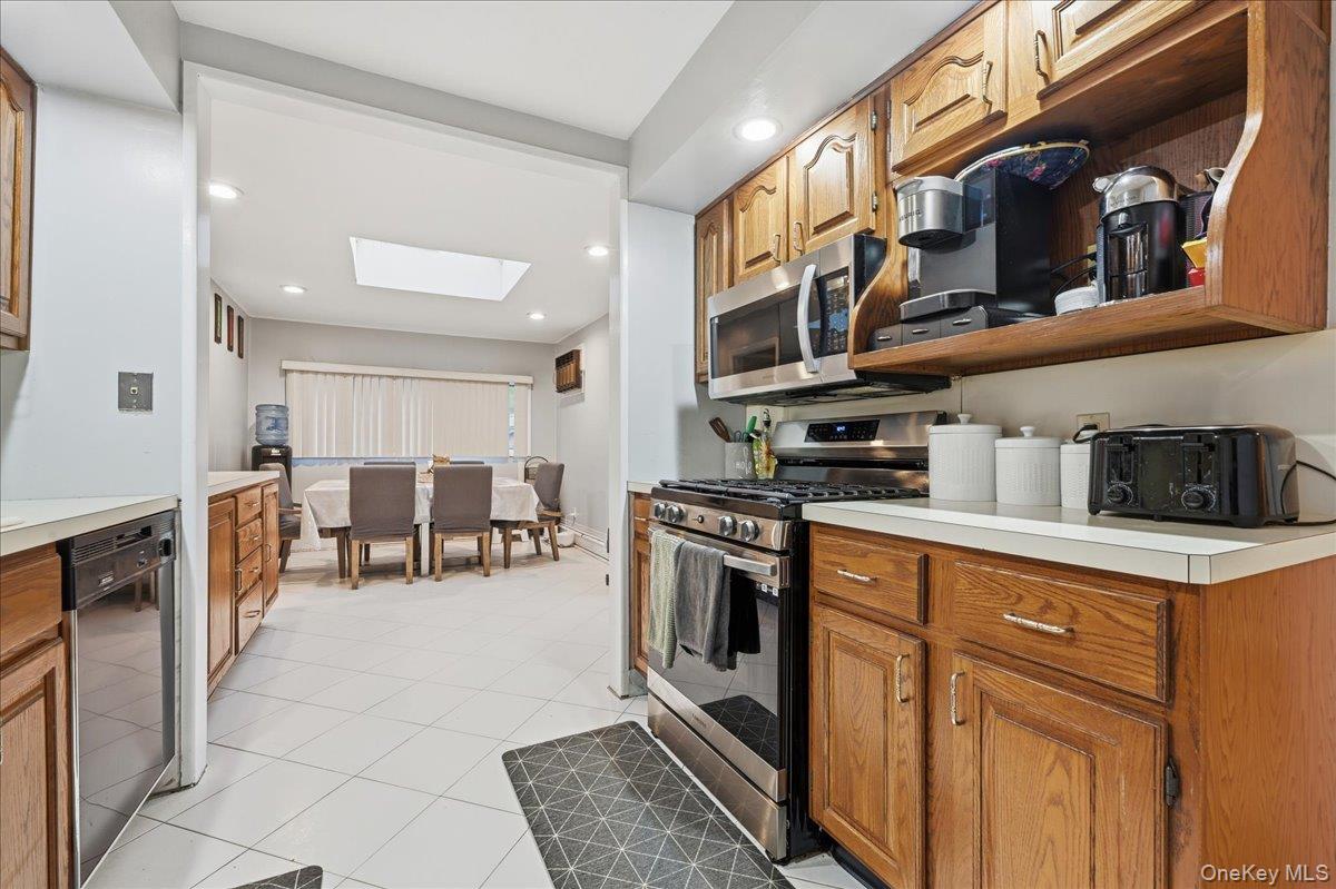 120 Bruce Terrace, Carle Place, NY 11501