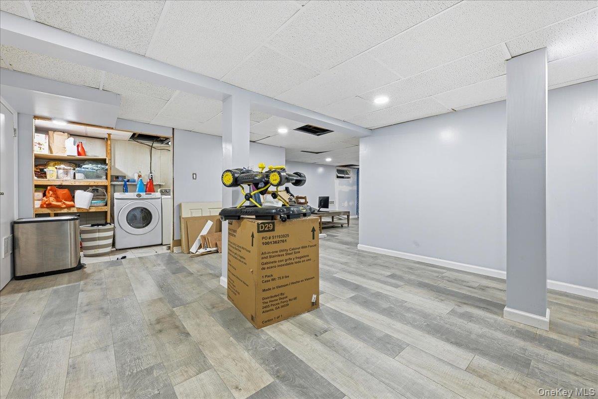 120 Bruce Terrace, Carle Place, NY 11501