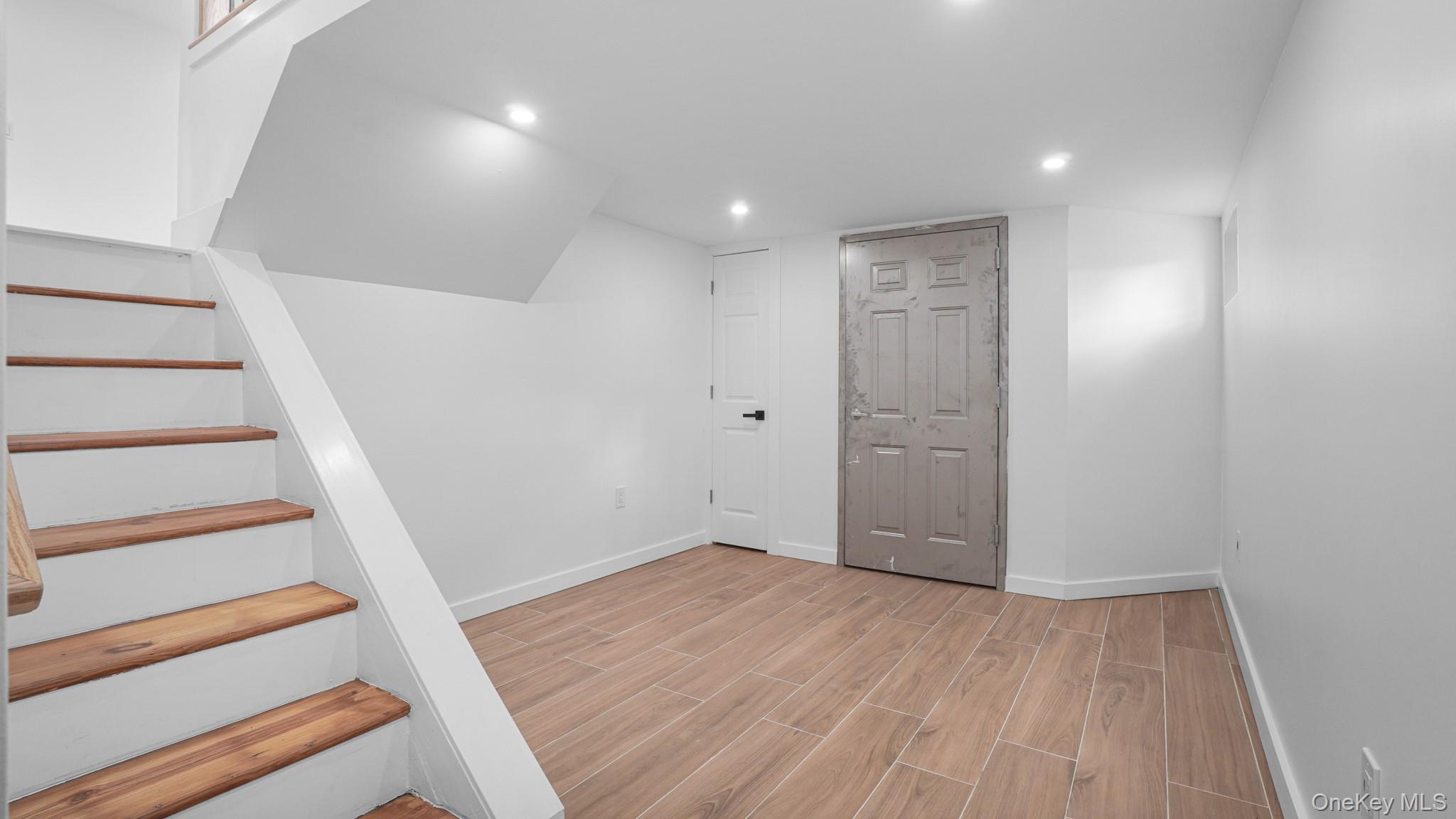 300 W 21st Street, Deer Park, NY 11729