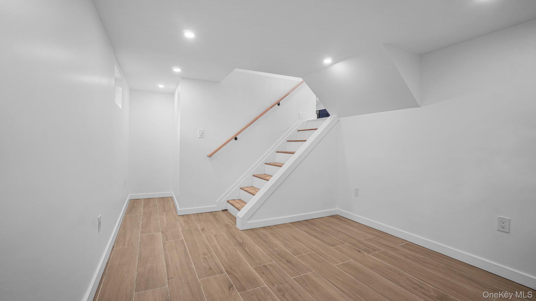 300 W 21st Street, Deer Park, NY 11729