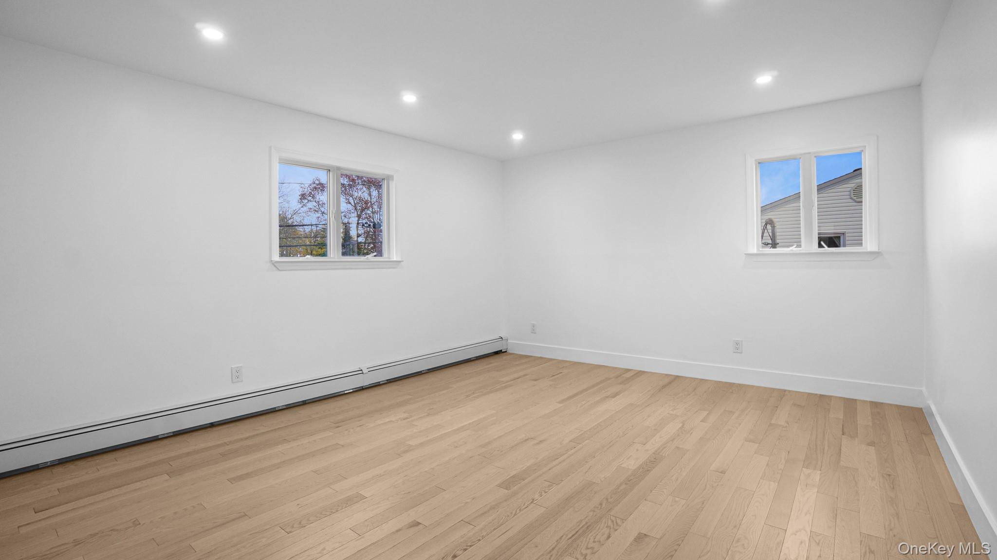 300 W 21st Street, Deer Park, NY 11729