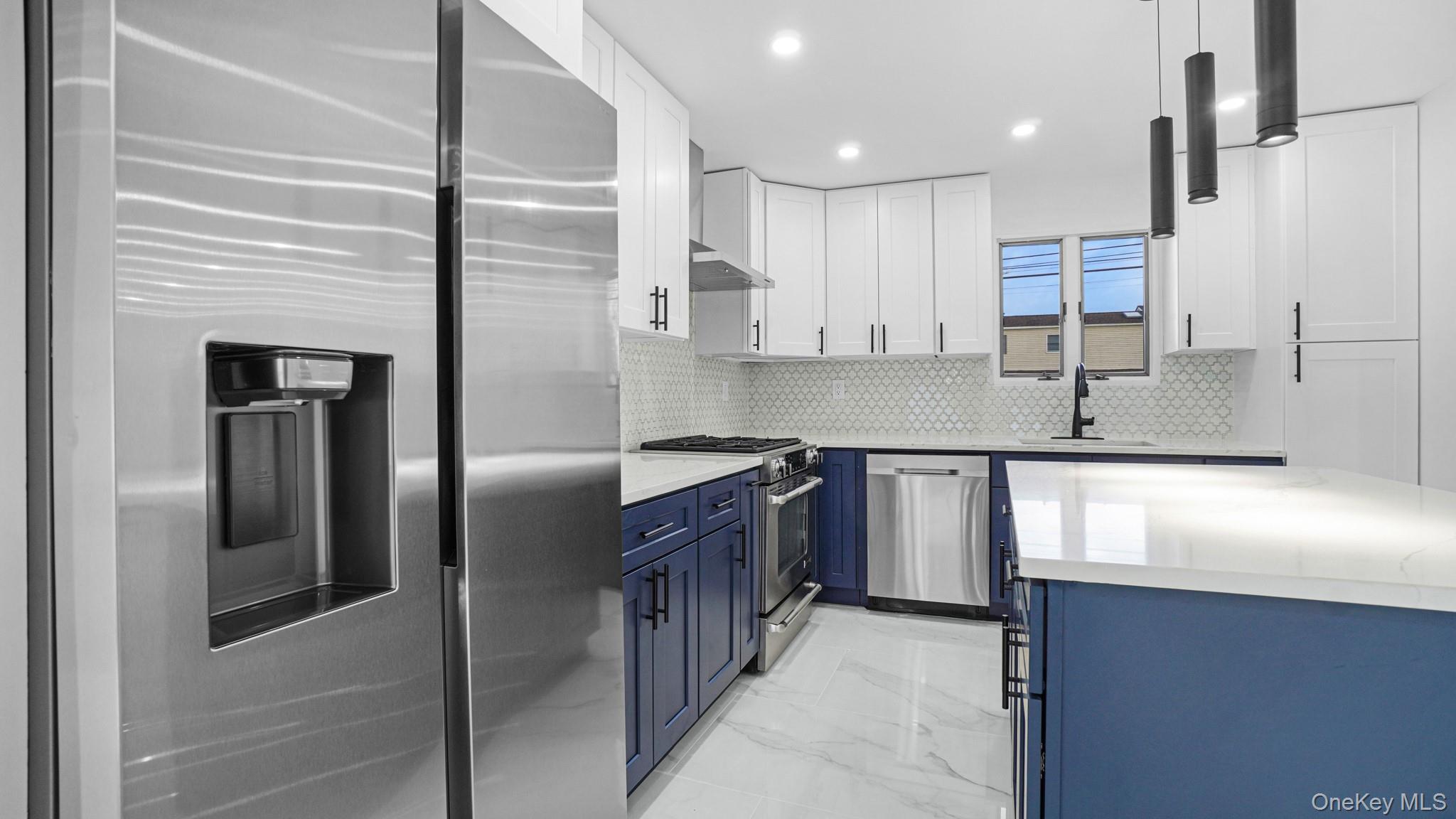 300 W 21st Street, Deer Park, NY 11729