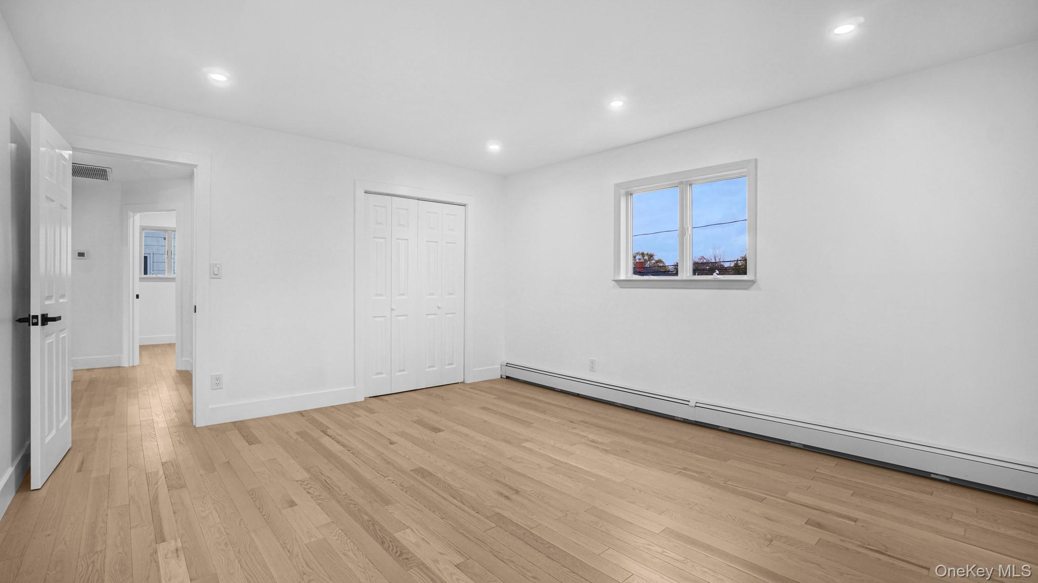 300 W 21st Street, Deer Park, NY 11729