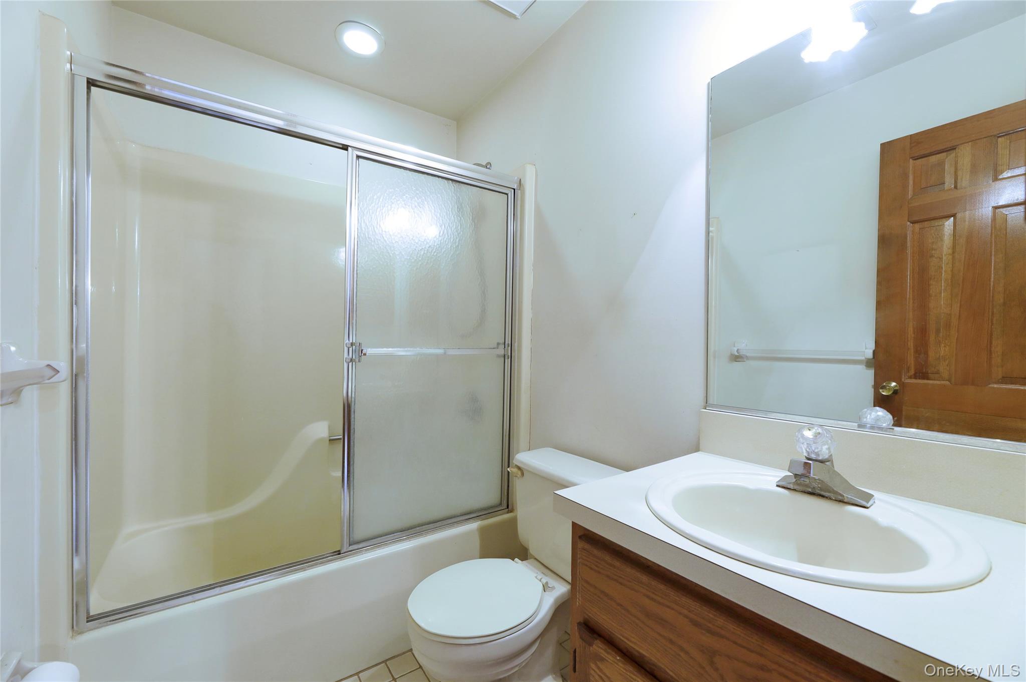 16 Trevor Lake Drive, Congers, NY 10920