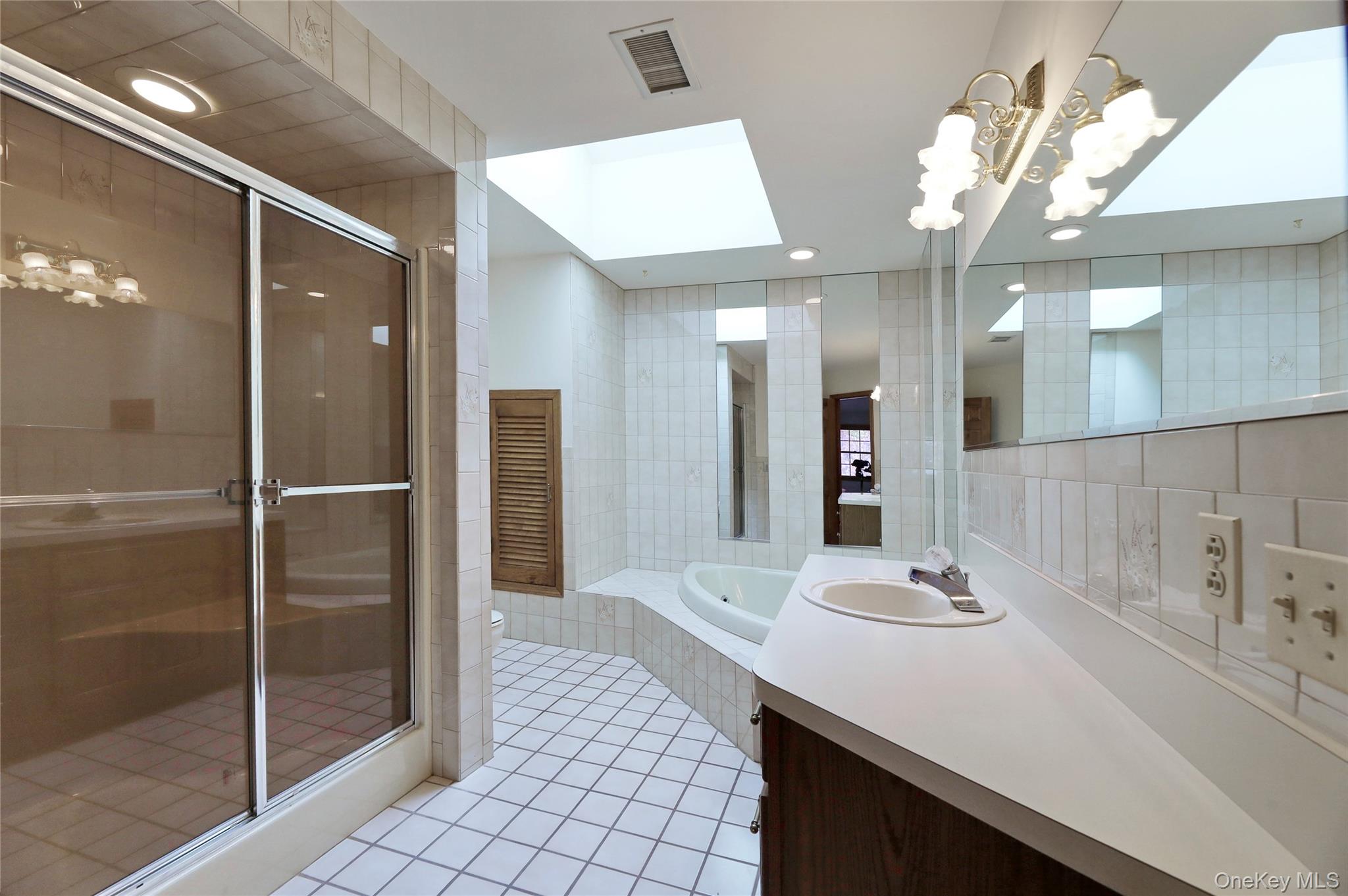 16 Trevor Lake Drive, Congers, NY 10920