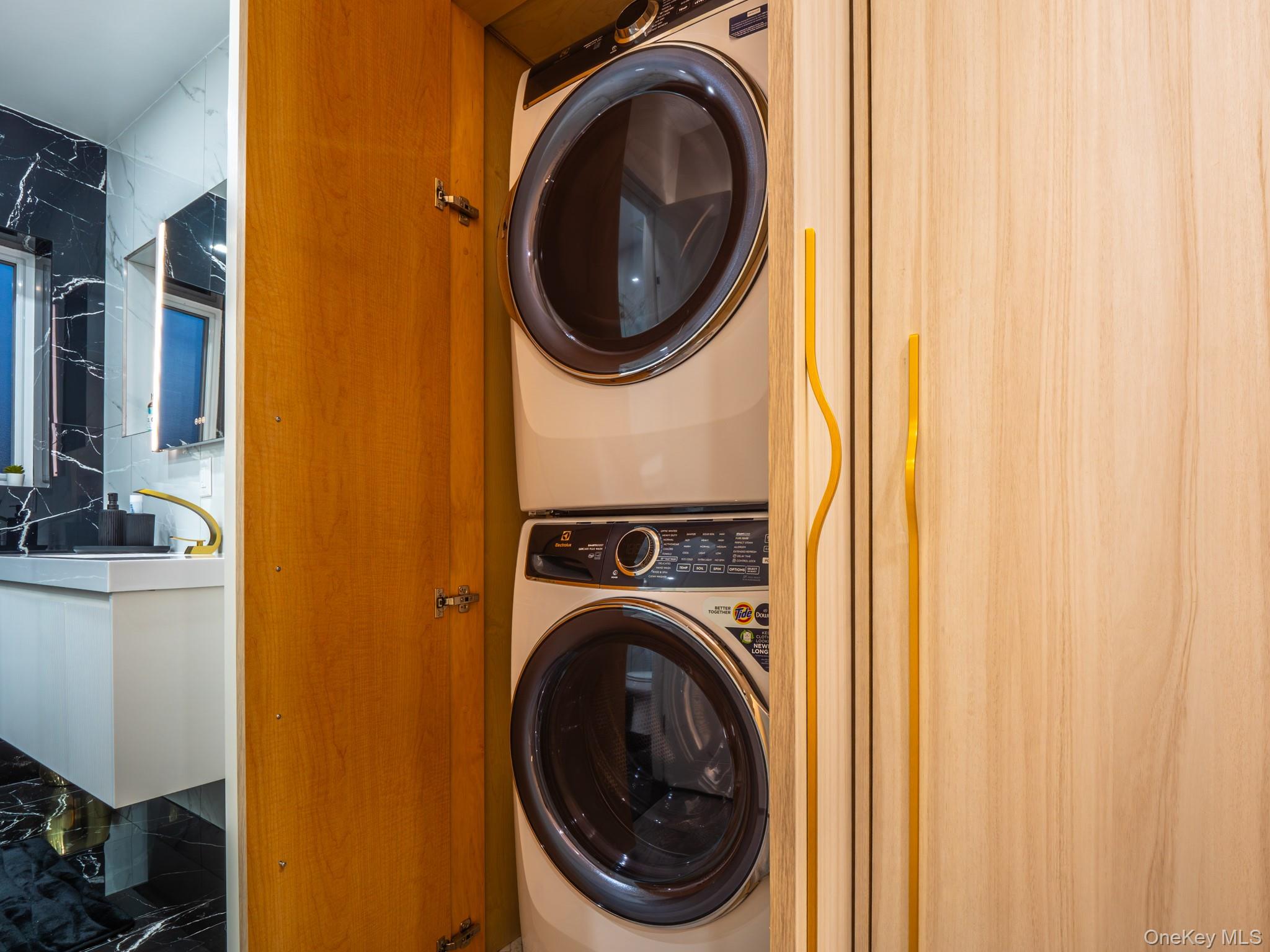 6501 110th Street, Forest Hills, NY 11375