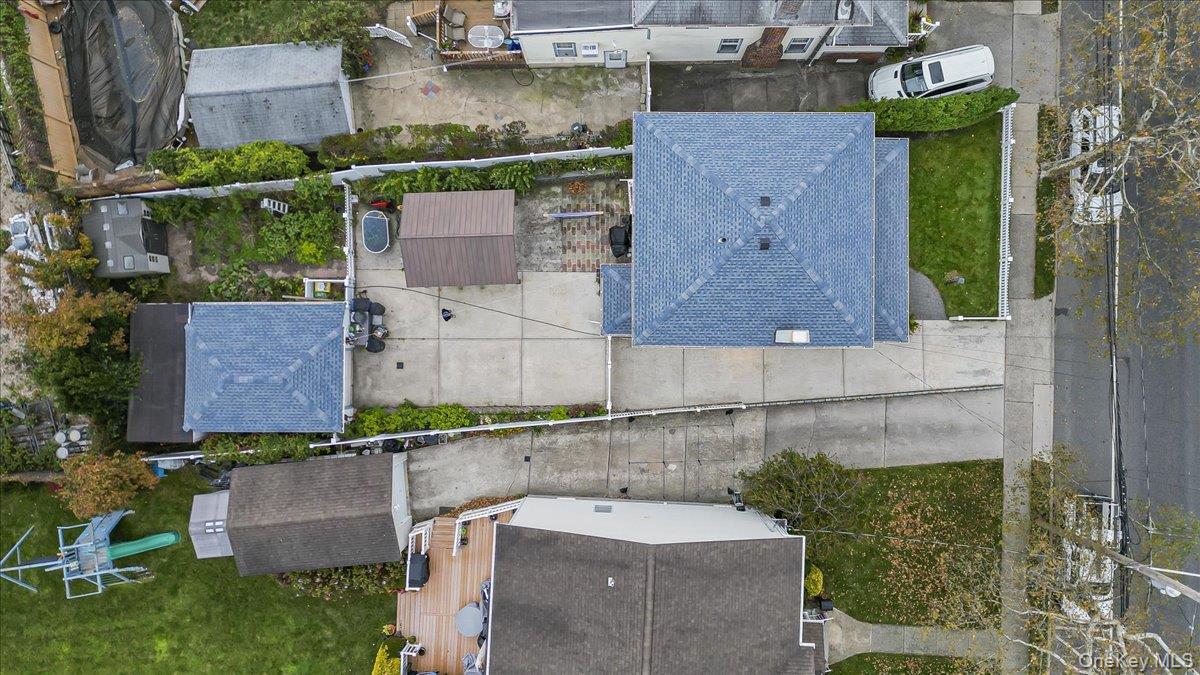 32 Franklin Avenue, Lynbrook, NY 11563