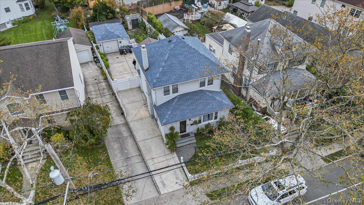 32 Franklin Avenue, Lynbrook, NY 11563