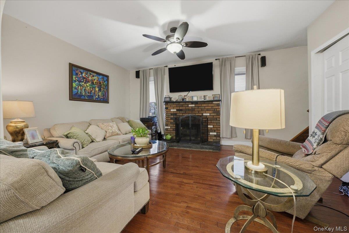 32 Franklin Avenue, Lynbrook, NY 11563