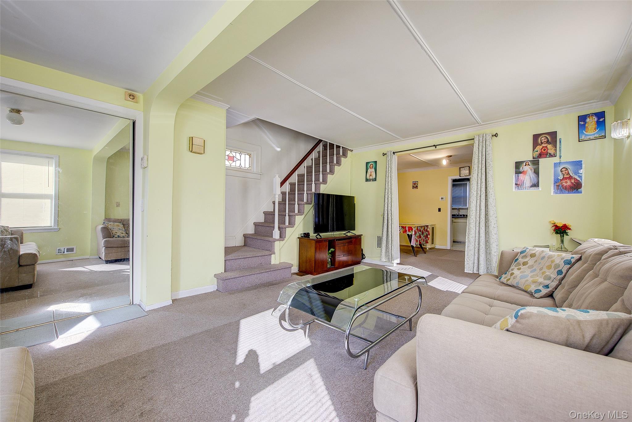 89-57 218 Street, Queens Village, NY 11428