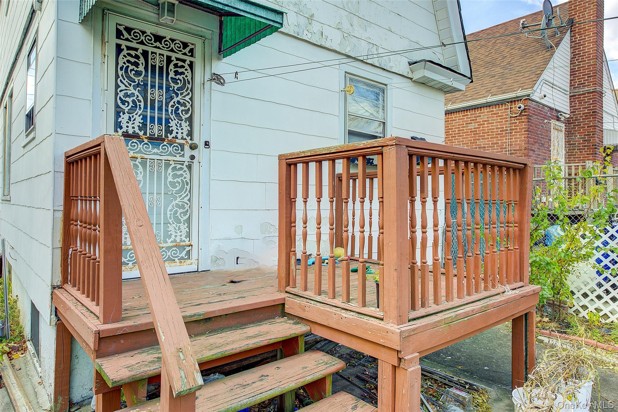 89-57 218 Street, Queens Village, NY 11428