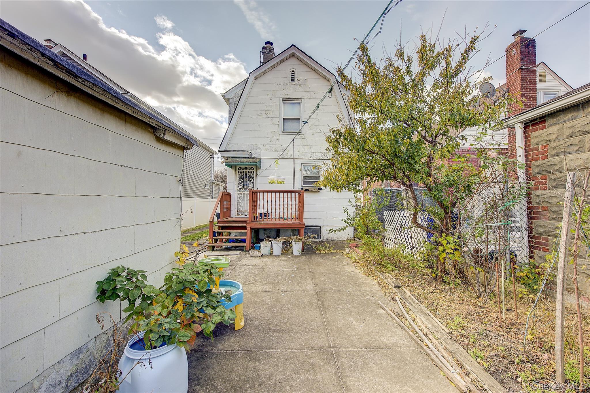 89-57 218 Street, Queens Village, NY 11428