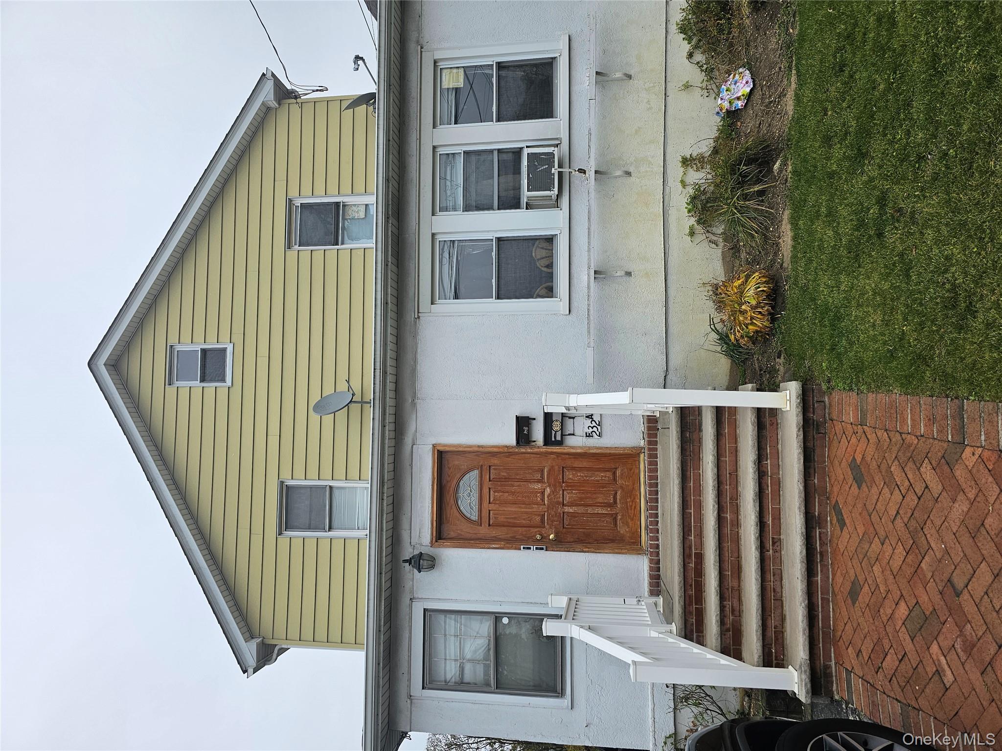 232 Doughty Boulevard, Inwood, NY 11096