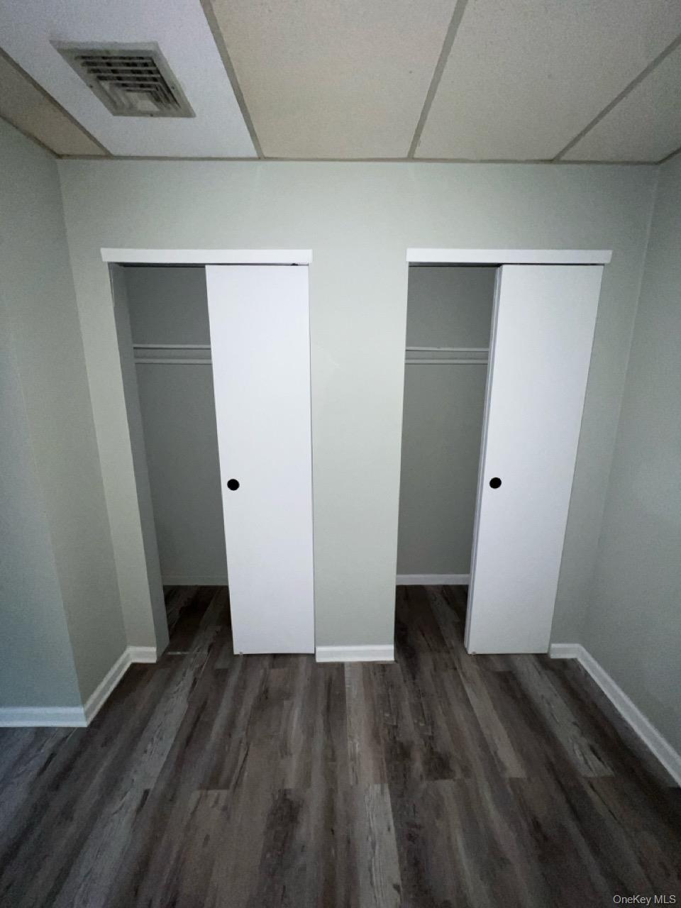 308 Maple Avenue # 5, Westbury, NY 11590