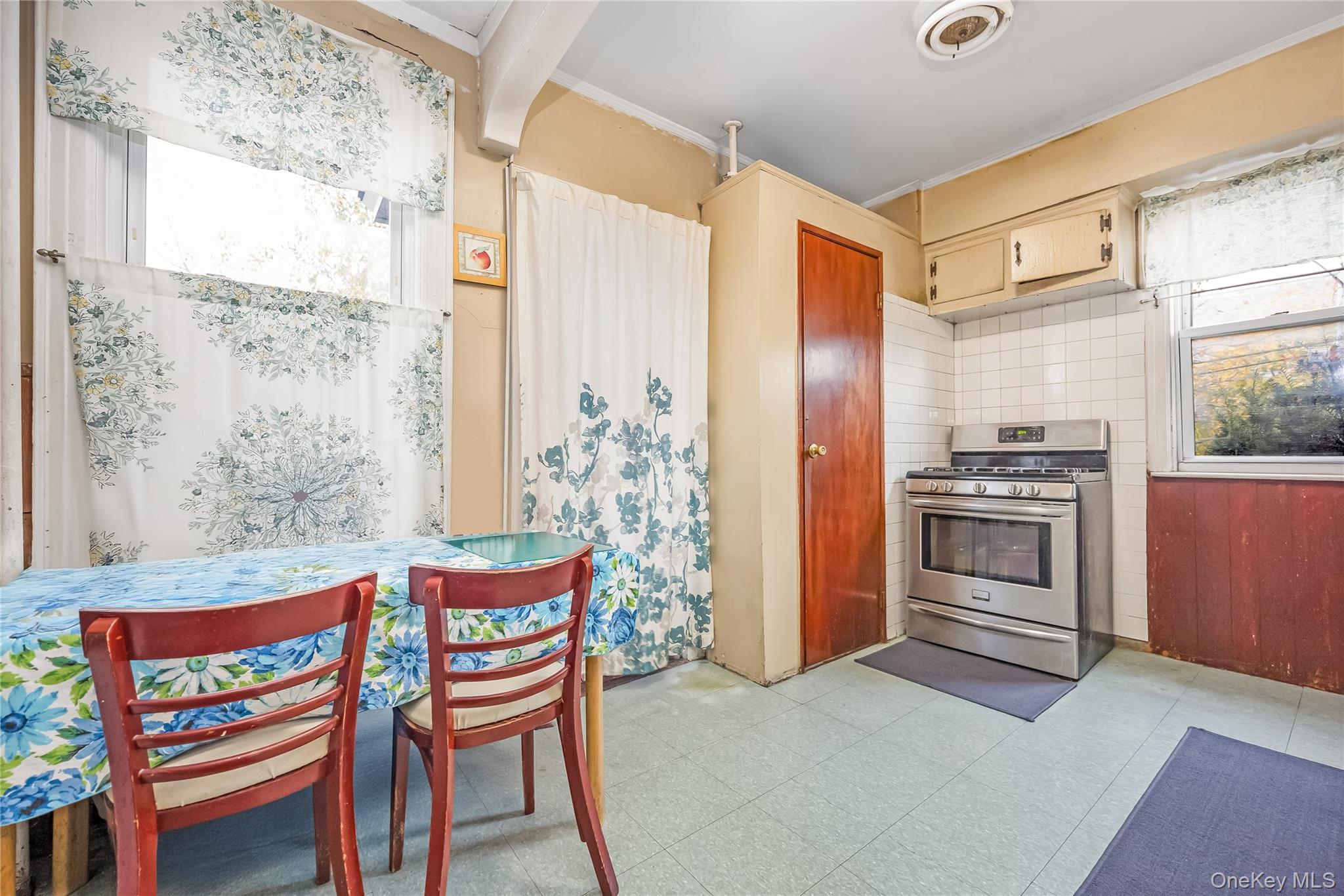 53-13 Seabury Street, Elmhurst, NY 11373