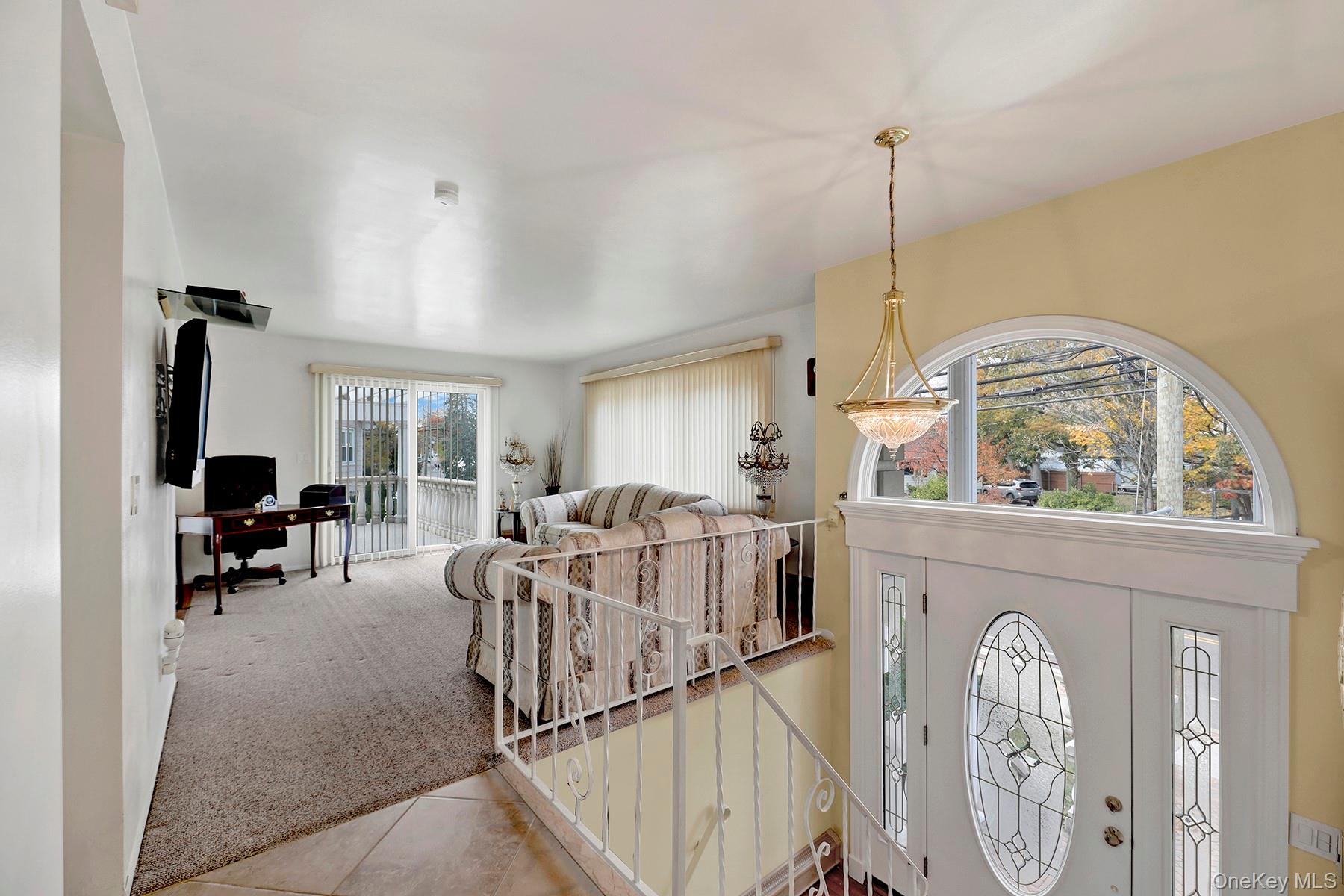 330 Bayville Avenue, Bayville, NY 11709