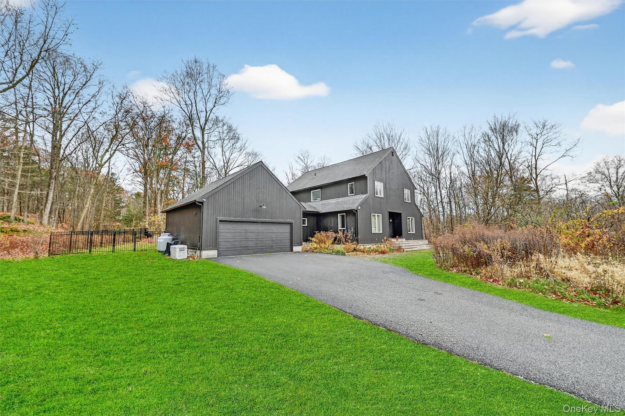 16 Oxford Springs Road, Chester, NY 10918