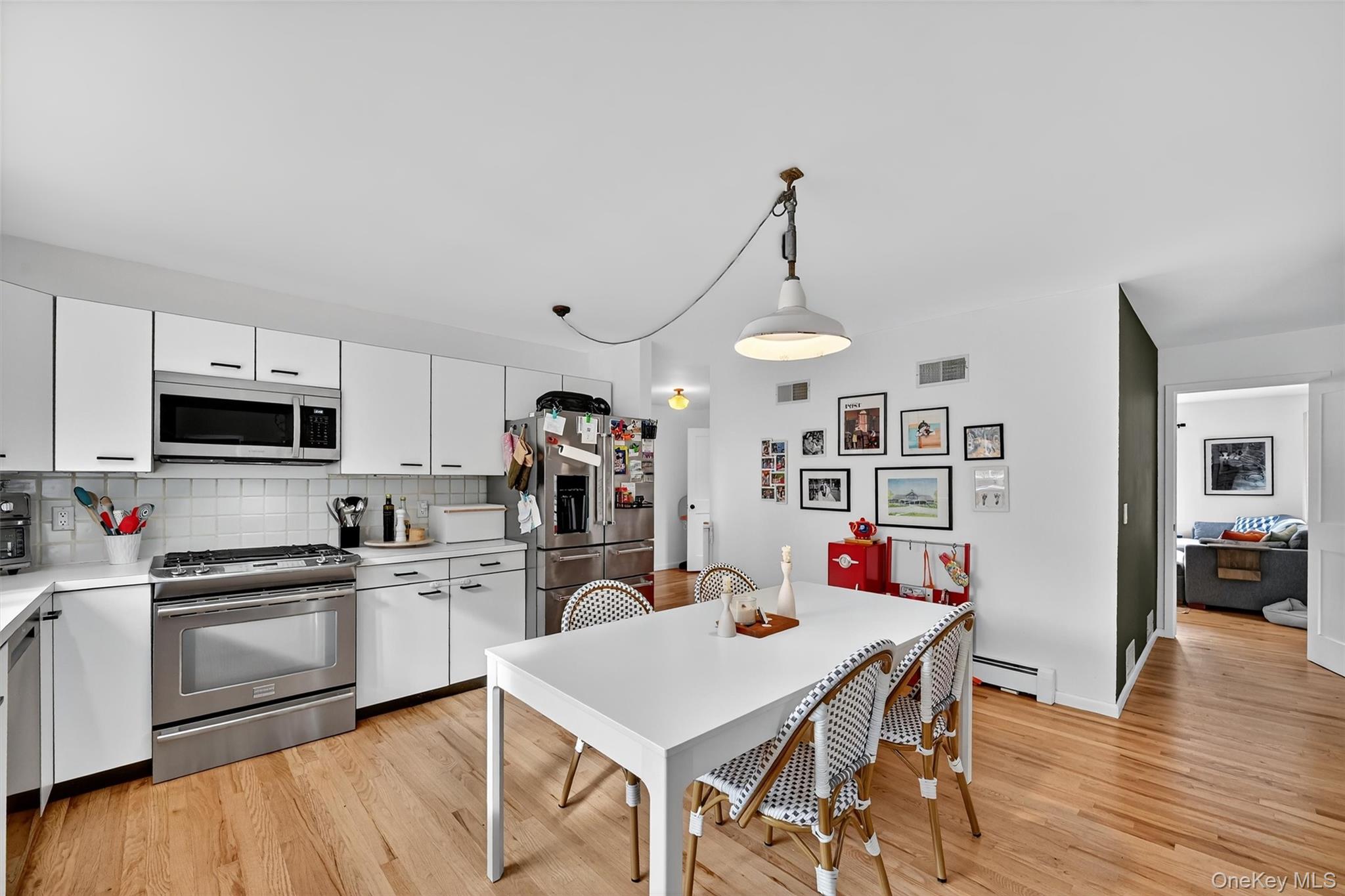 16 Oxford Springs Road, Chester, NY 10918