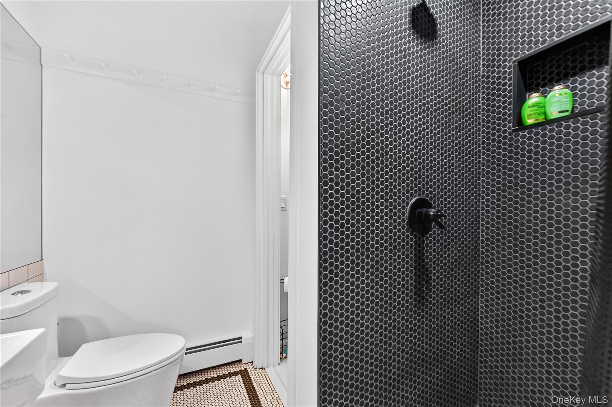 16 Oxford Springs Road, Chester, NY 10918