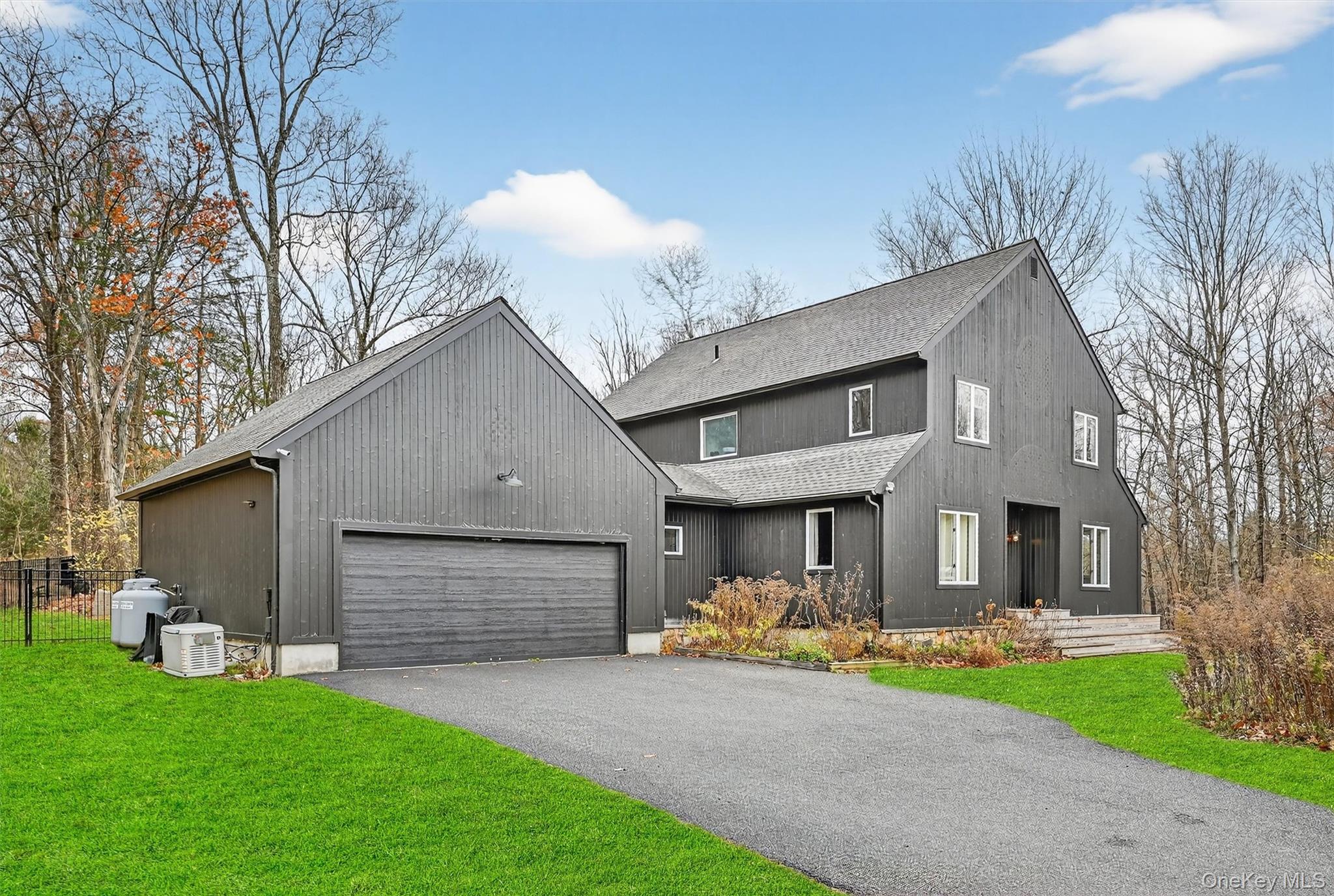 16 Oxford Springs Road, Chester, NY 10918