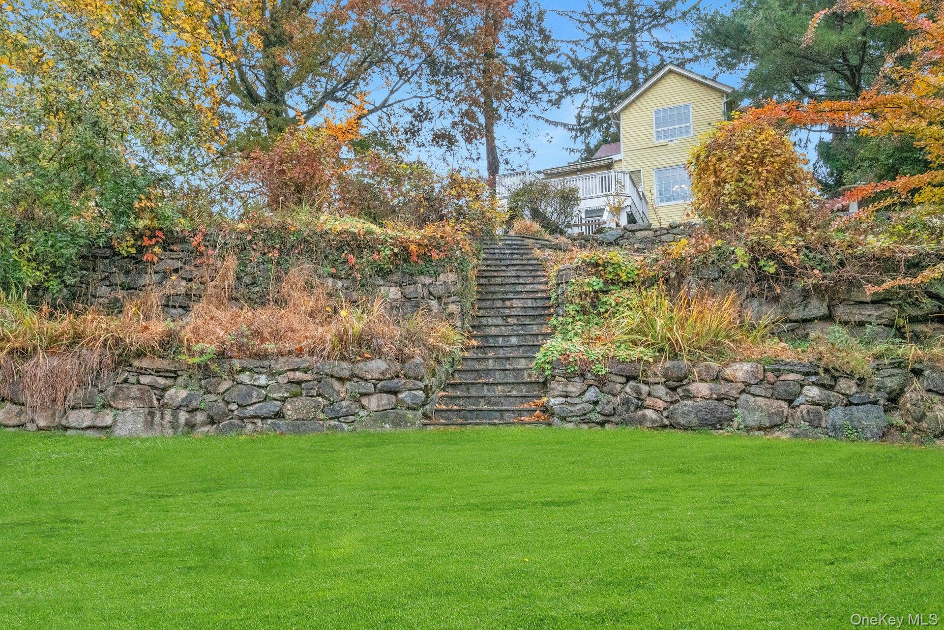 733 Stuart Avenue, Mamaroneck, NY 10543